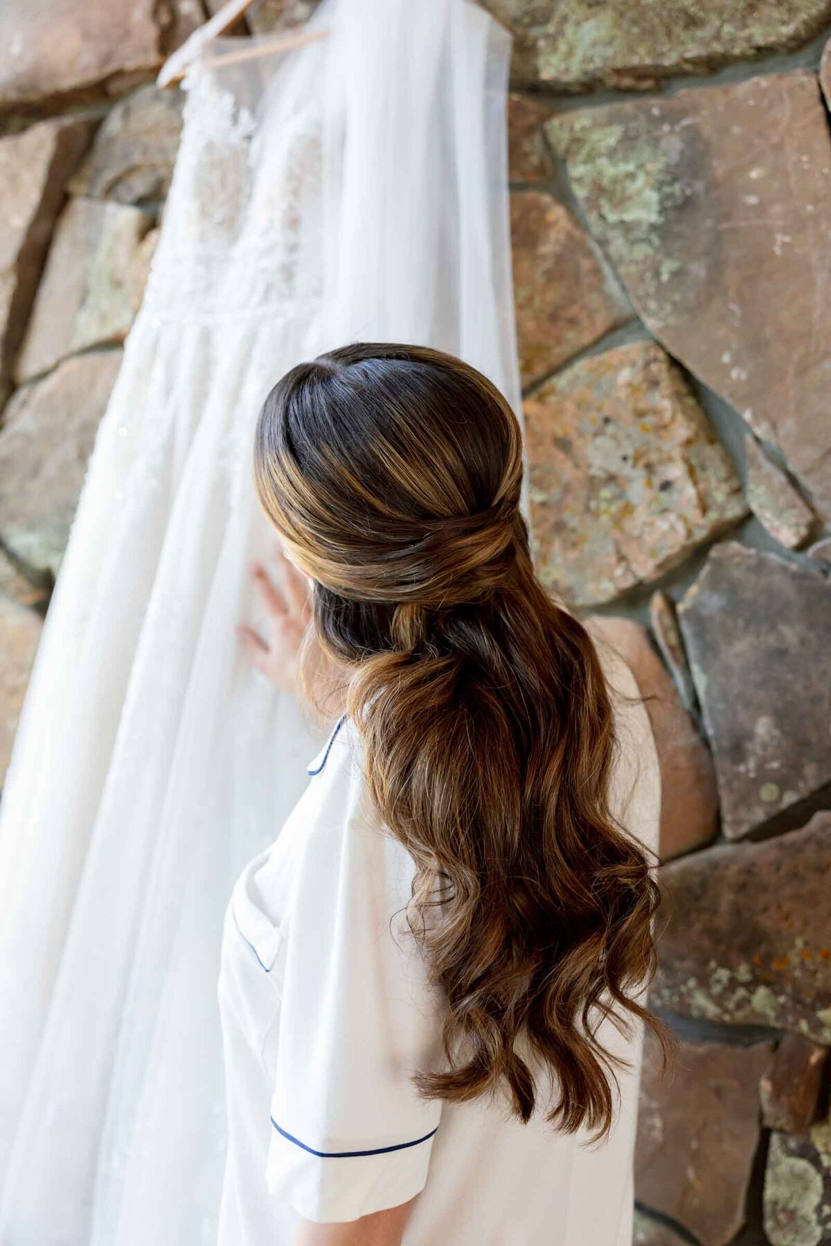 Saint-Malos-Chapel-on-the-Rock-Wedding-7