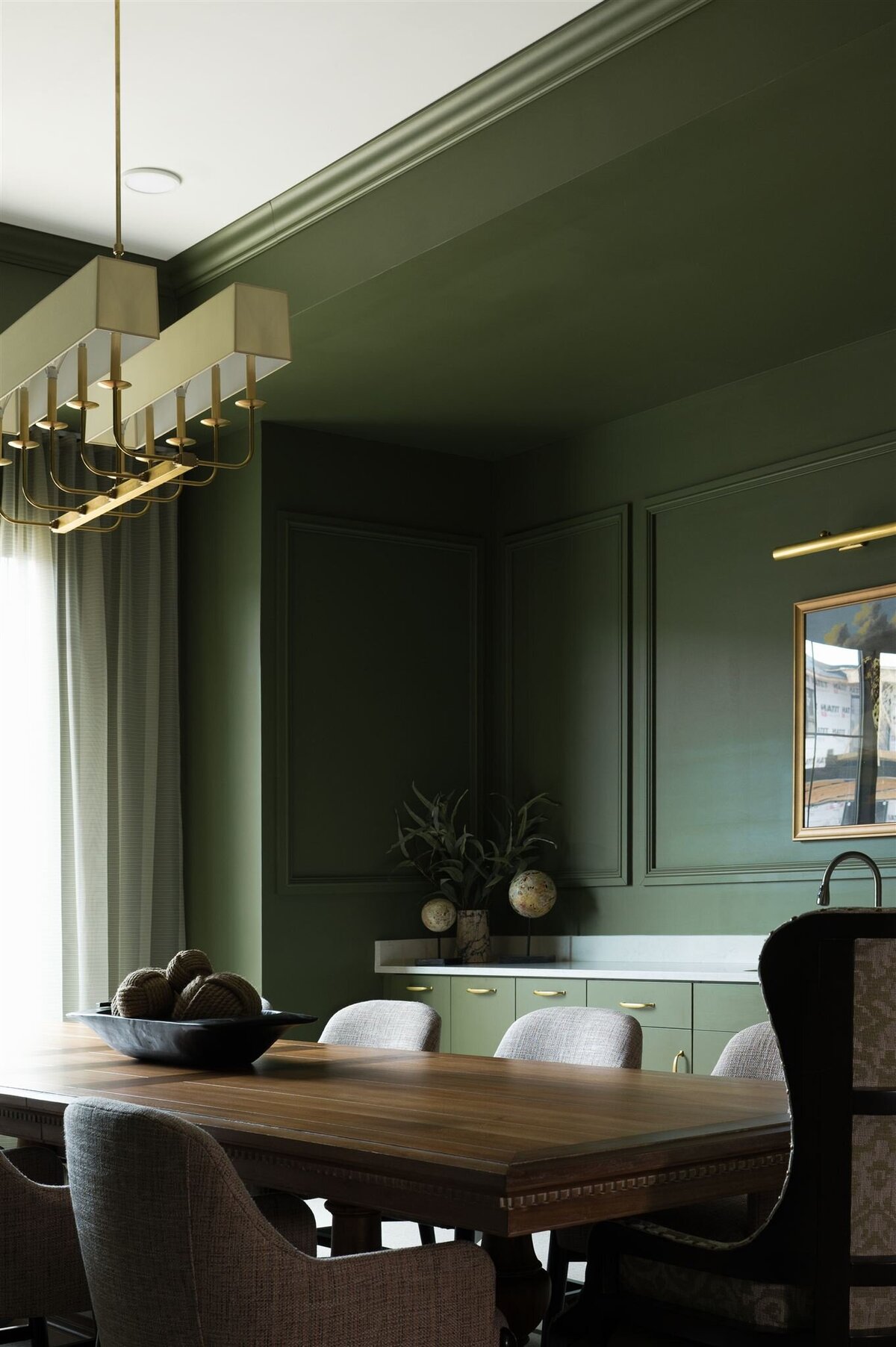 VERTCOVER - AmiraMinnetonka_EmpiriaStudios-1_websize