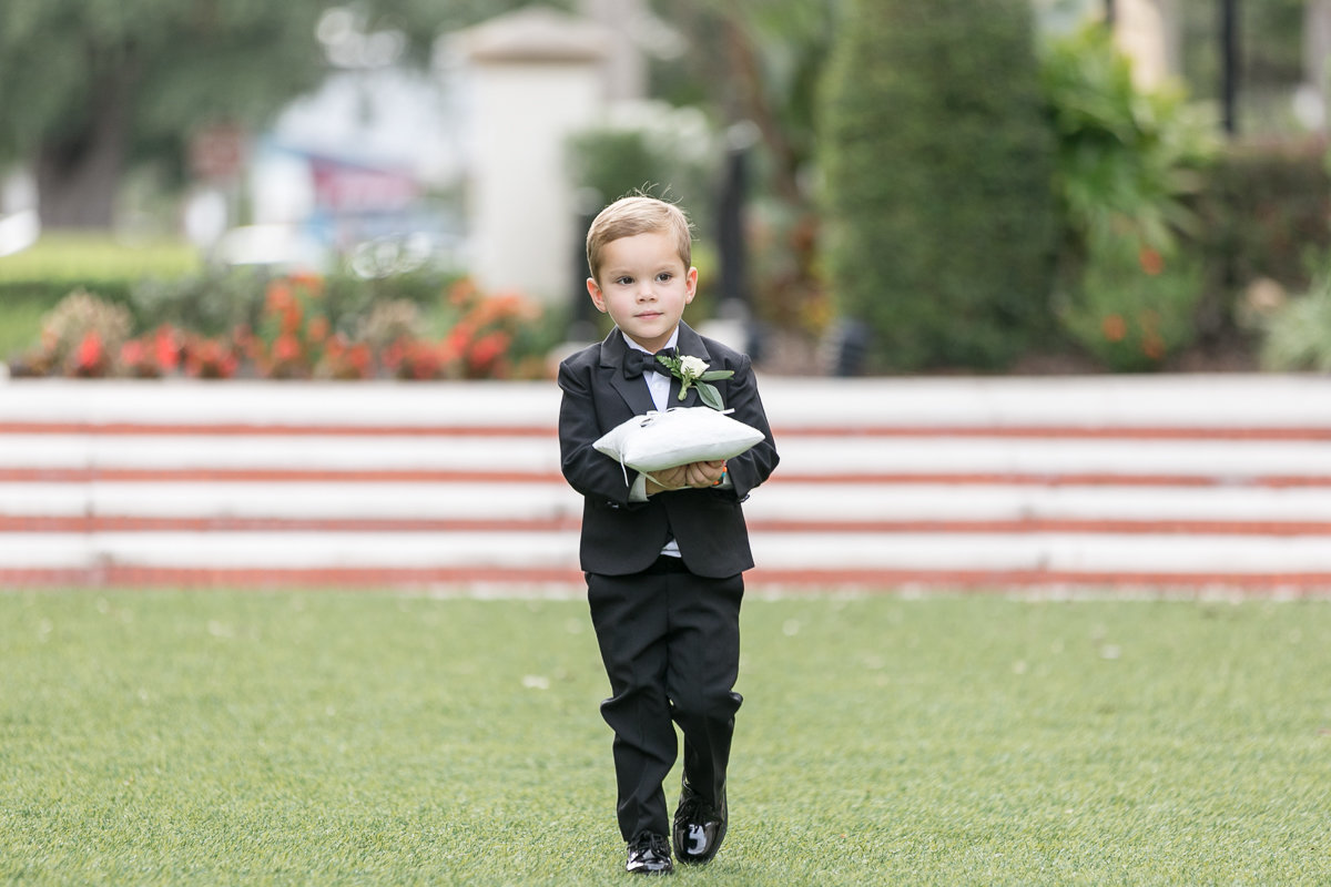 Nichole and Greg Alfond Inn wedding | Beautiful black tie Alfond Inn wedding_-39