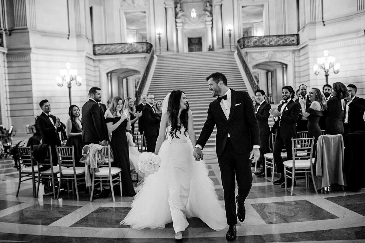 San Francisco City Hall Wedding Photo Rotunda