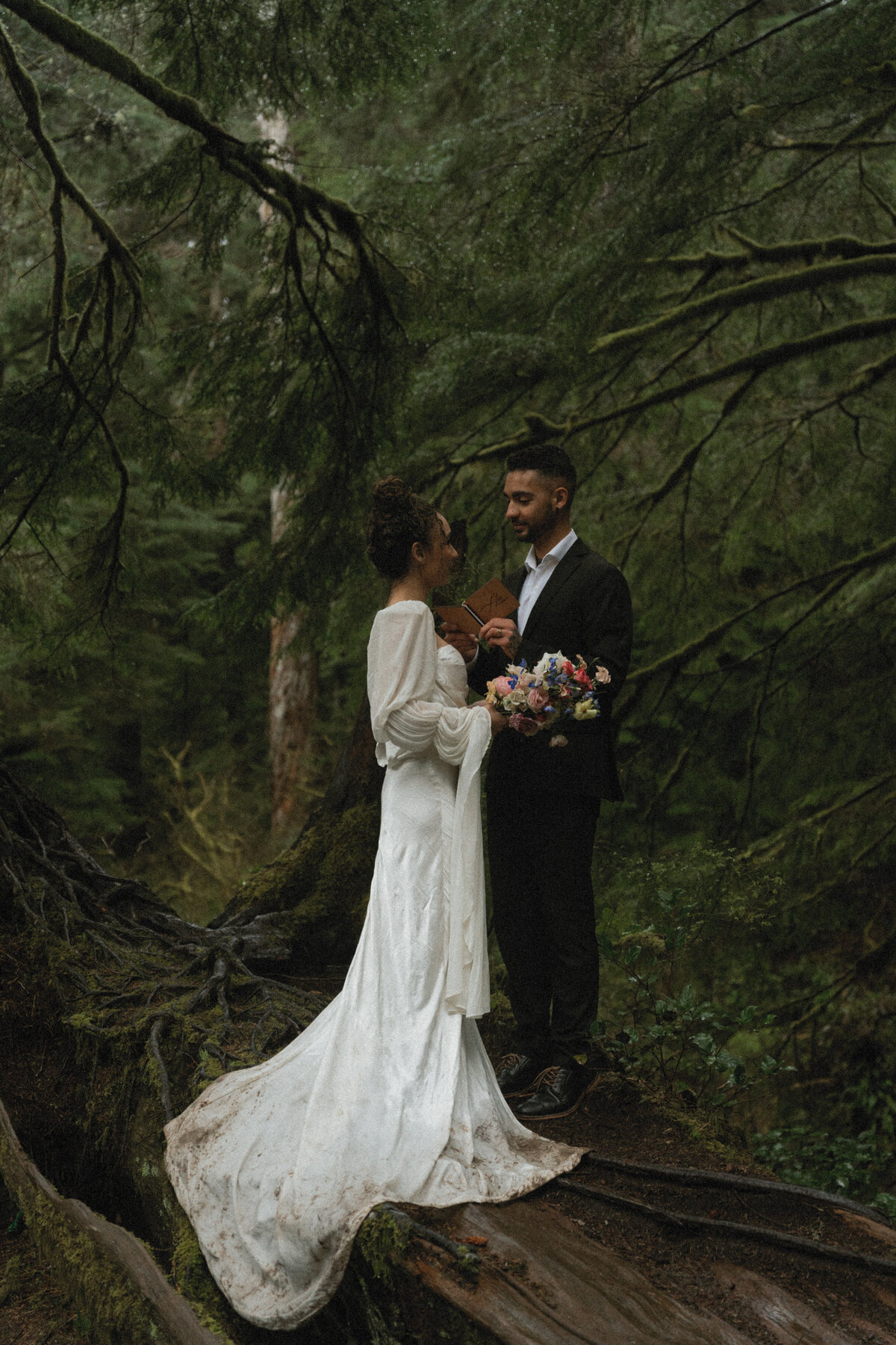 elopement oregon short sands beach - lizarrietaphotography-111