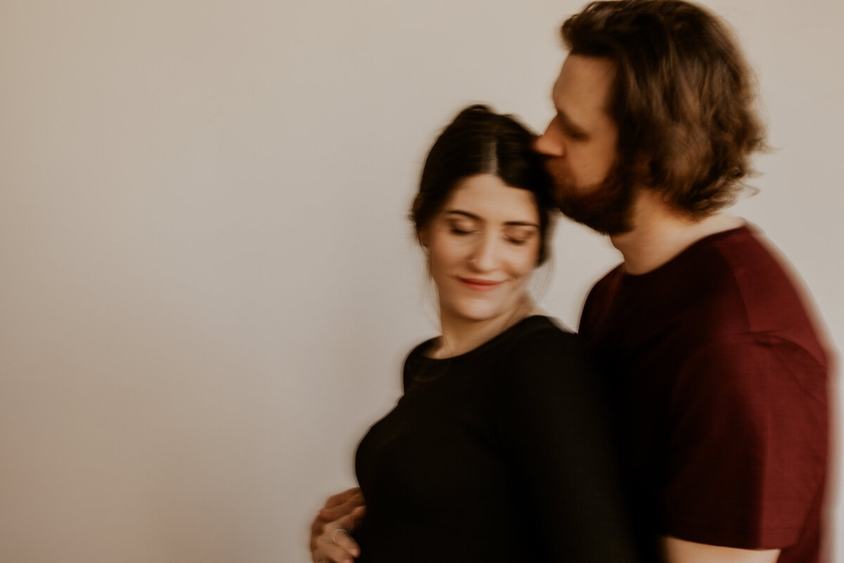 Tess and Zack Maternity_190