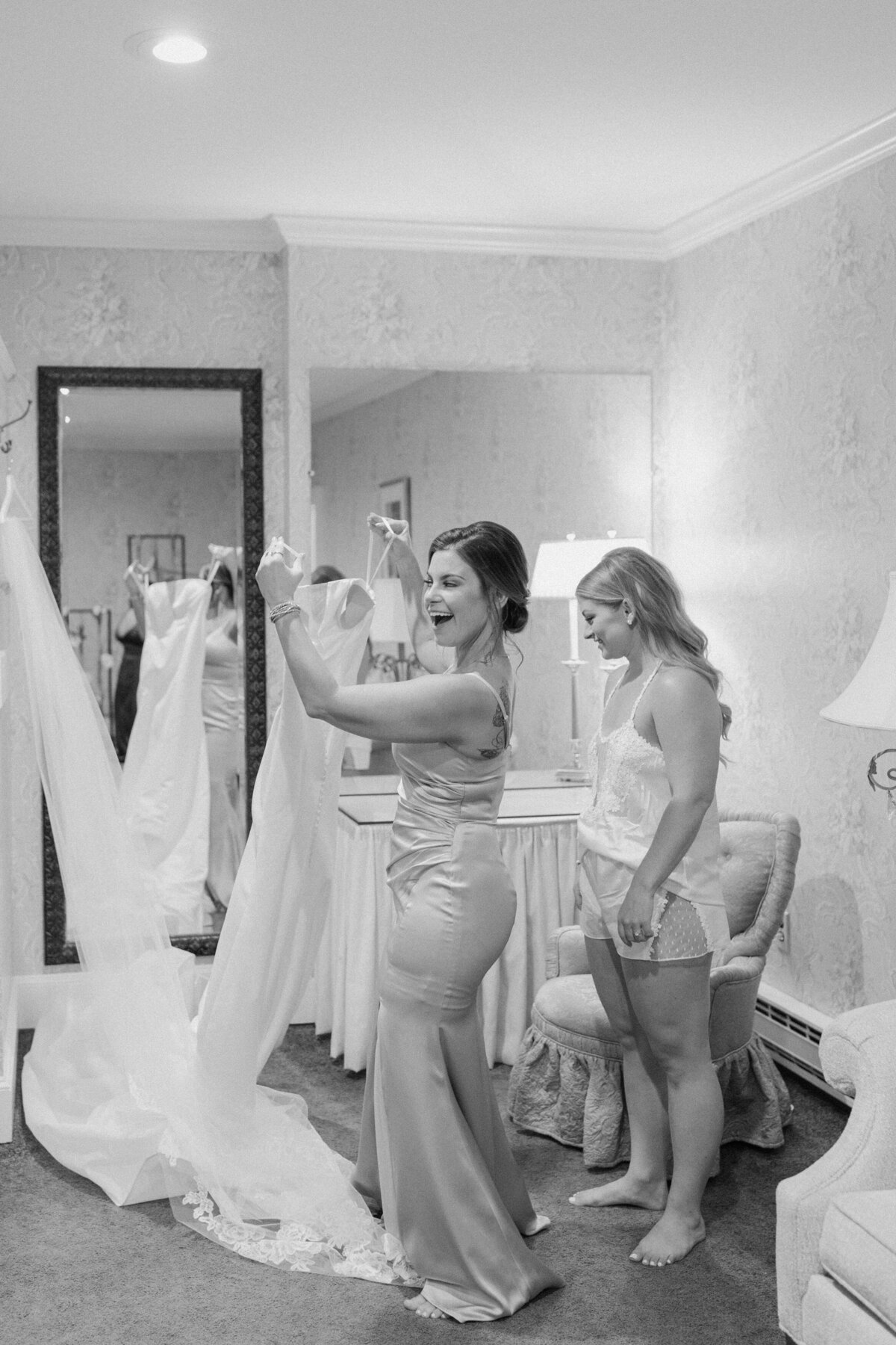 Boston Wedding Photographer - The Essex Room - Essex Massachusetts - Getting Ready-0876