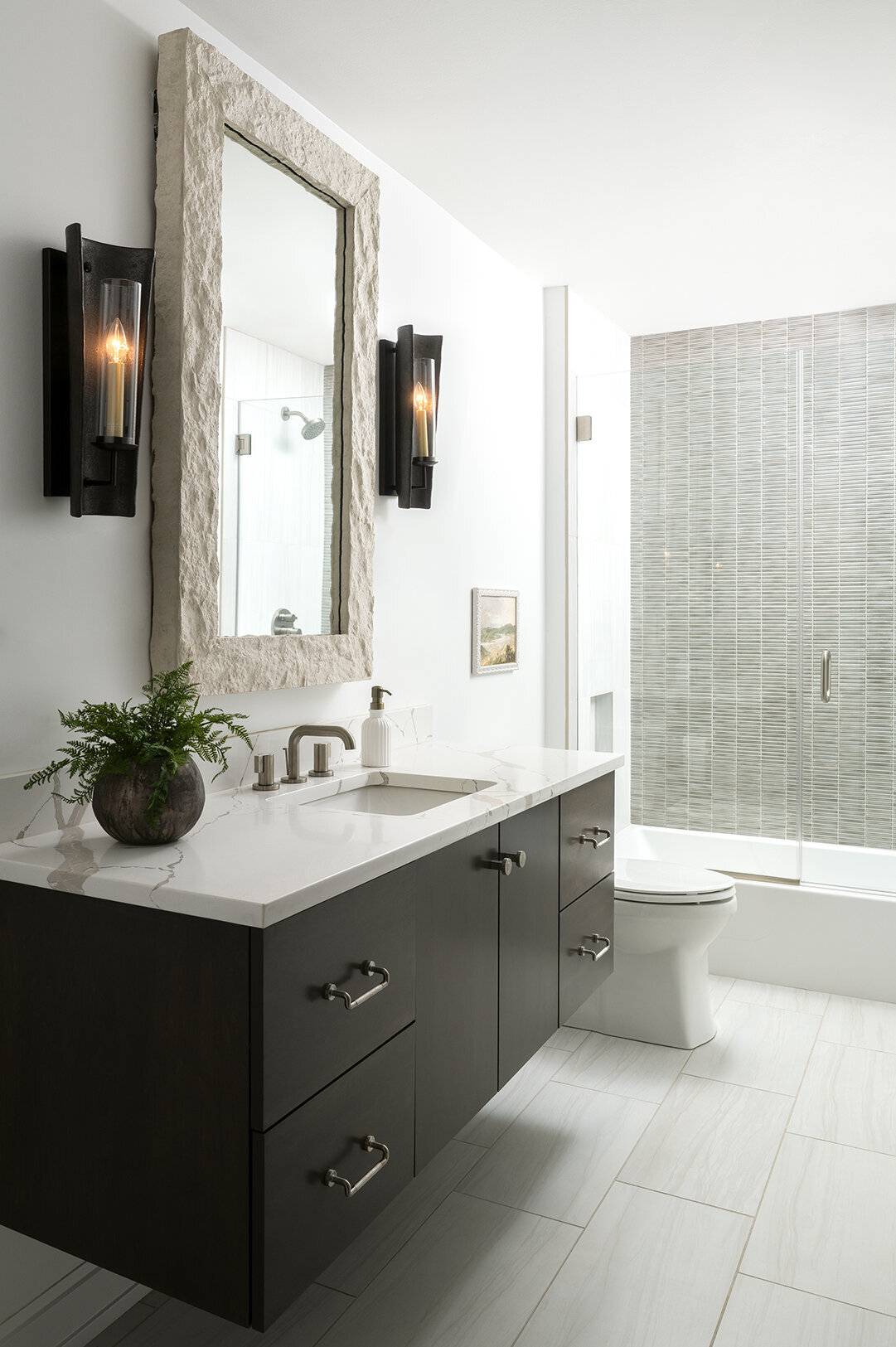 lilac_lores_bath_04_v2