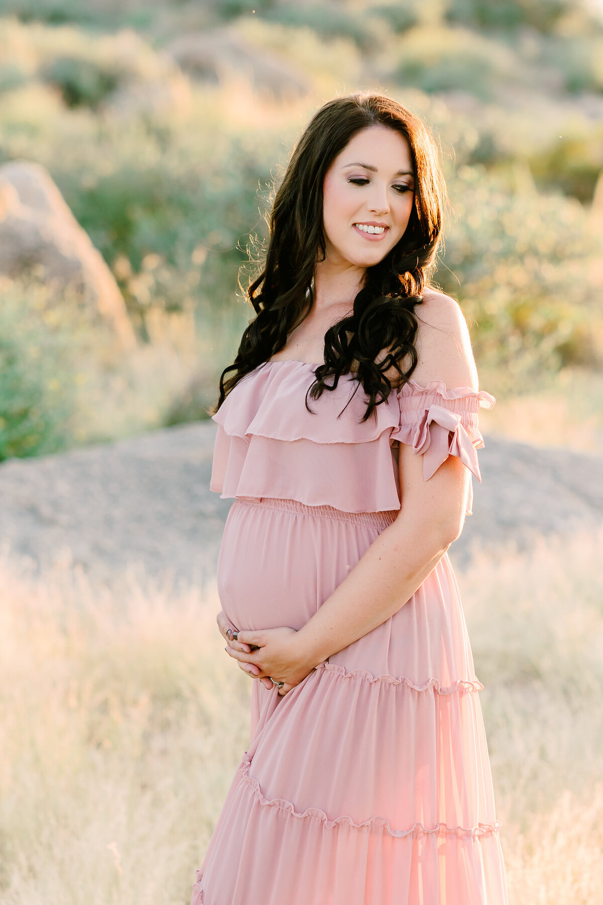 Jaclyn Castellanos Client Closet Maternity Sessions