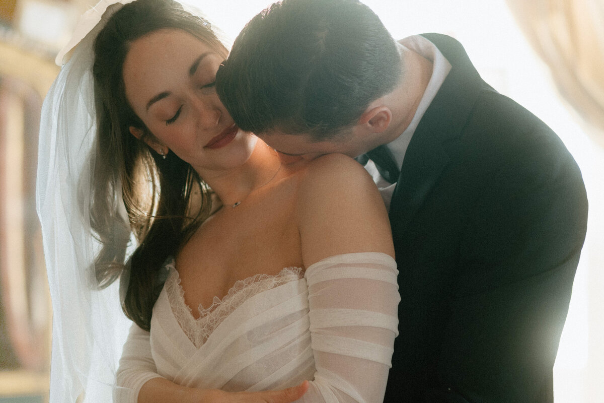 antrim-1844-wedding-cara-marie-photography-firstlook-1161