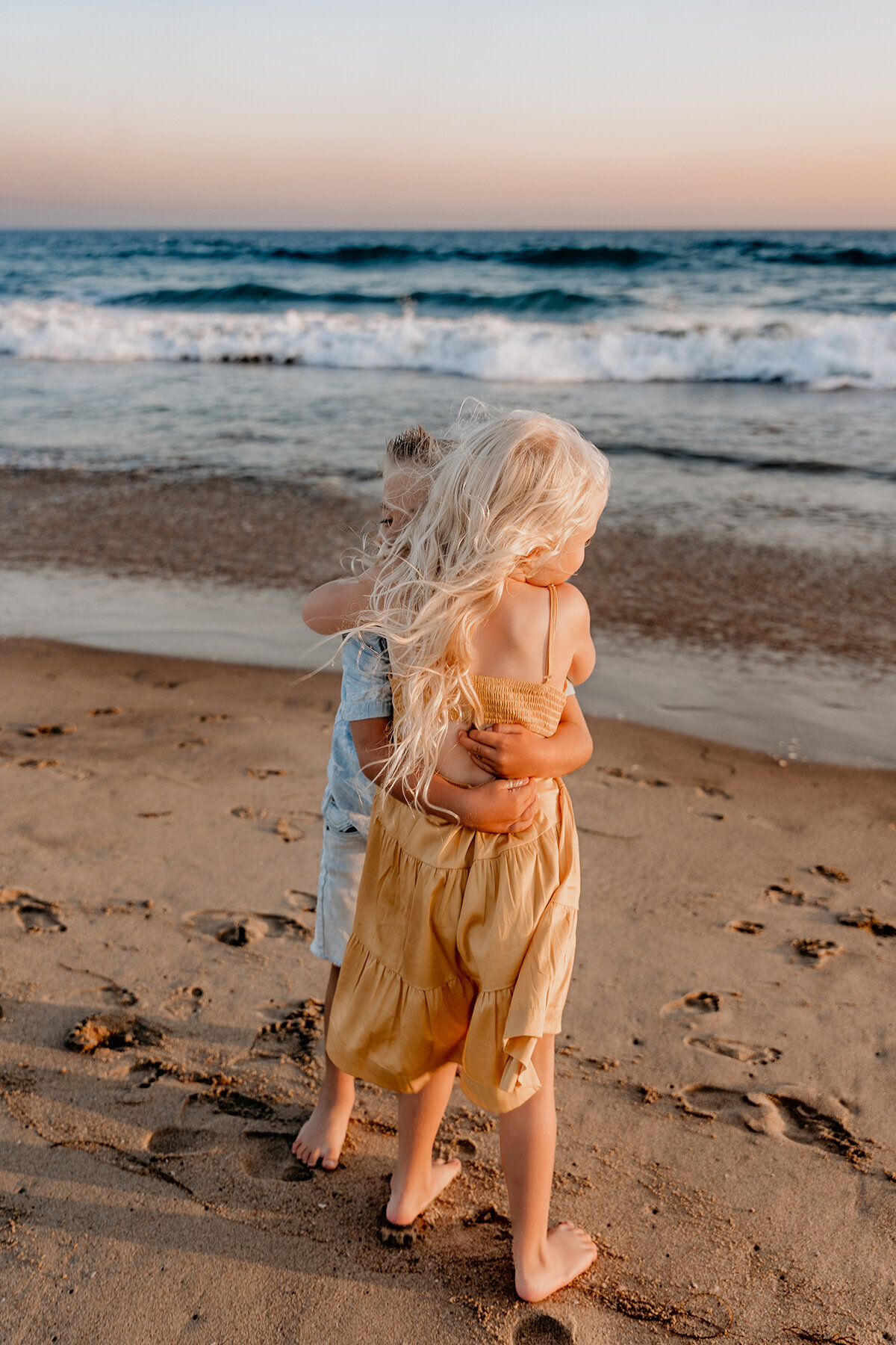 huntington-beach_family-photos_l18