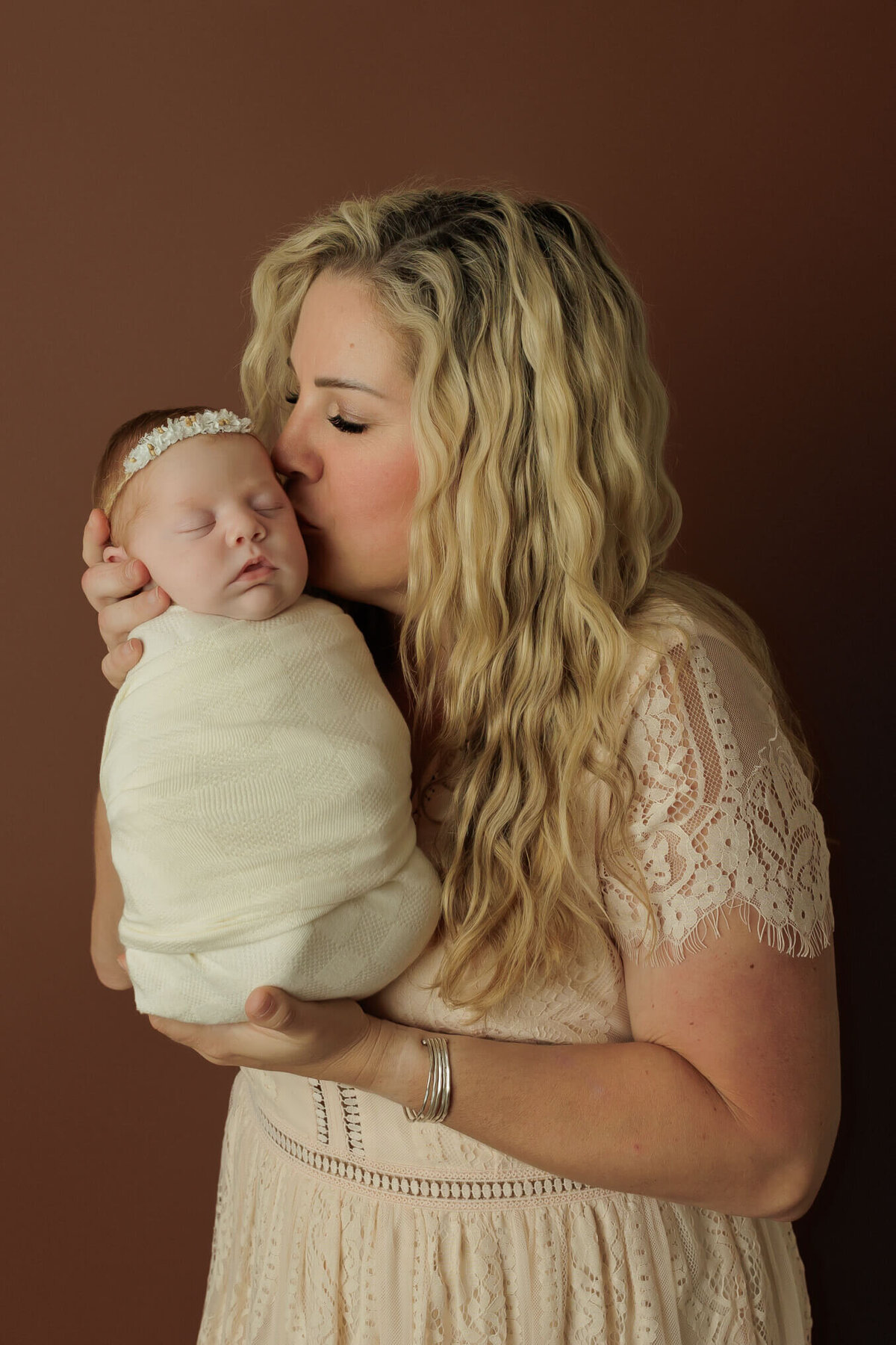 york-newborn-studio-baby-girl-21