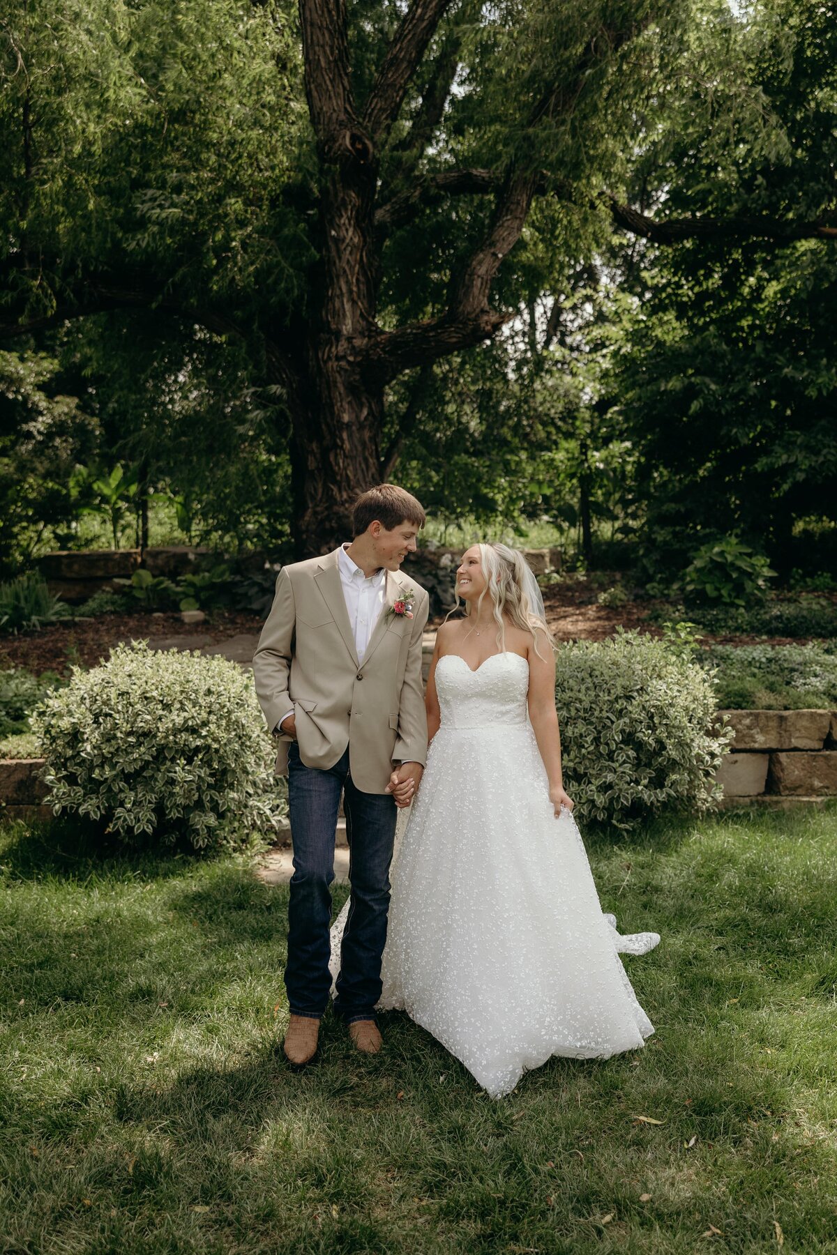 joyous-july-wedding-18