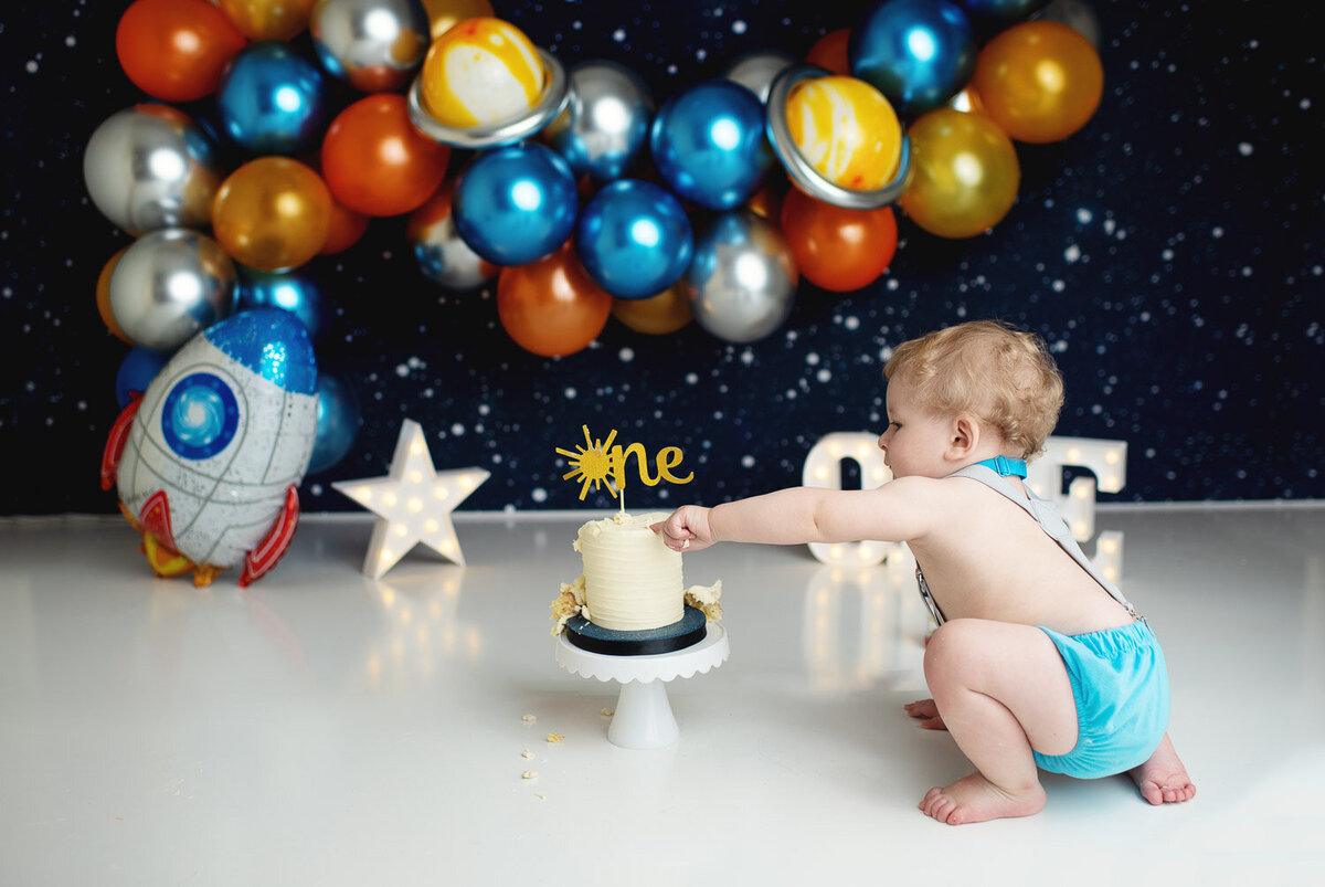 CT-Smash-Cake-First-Birthday-Photographer-23