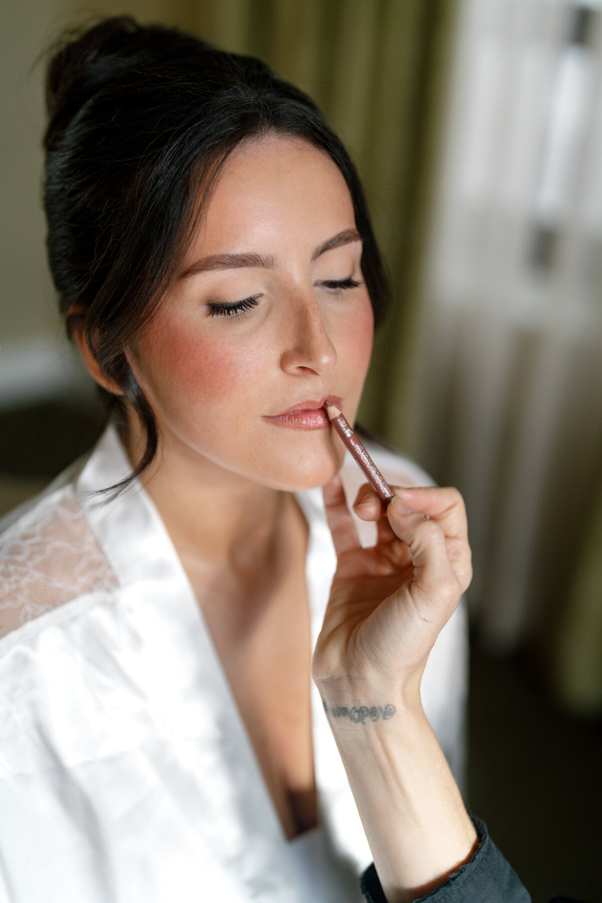 Berlez-Aspen-Avenue-Chicago-Wedding-Photographer-Palmer-House-Celebrate-Planning-Yanni-Design-Dimitra-Shannon-O'Brien-Magazine-Editorial-9