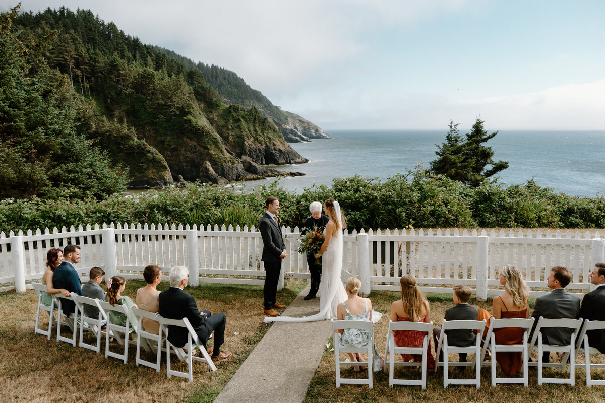 oregon-coast-wedding