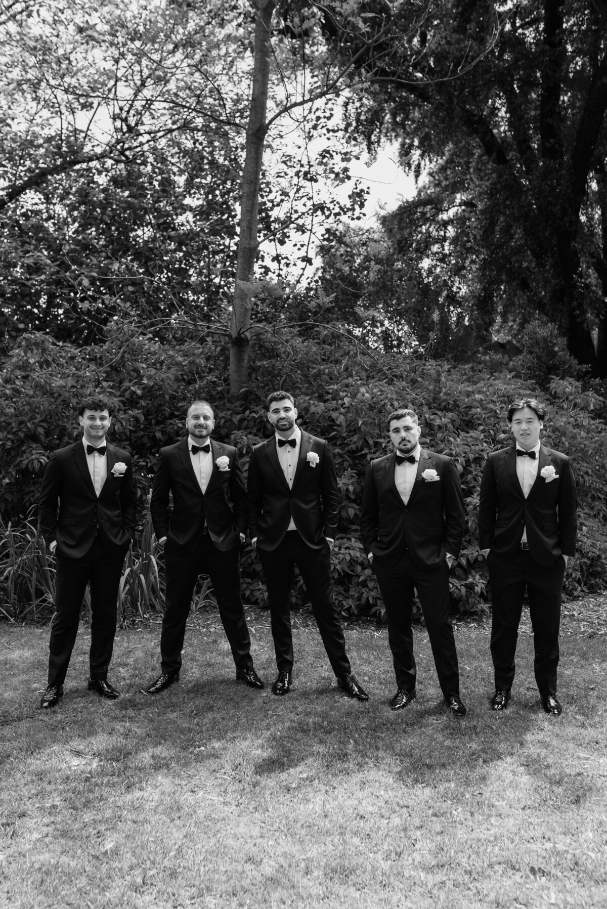 groomsmen-portrait