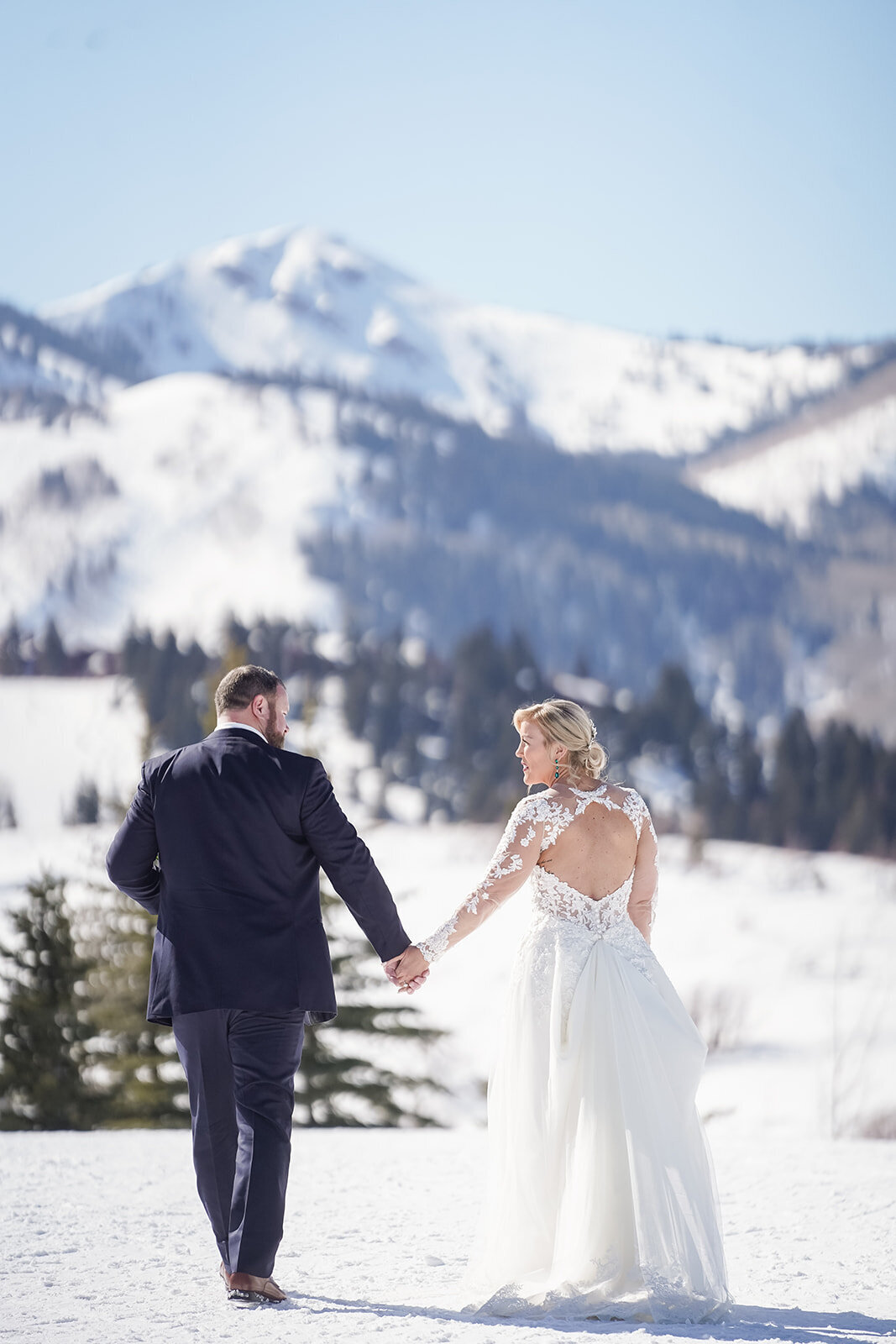 red-pine-lodge-utah-winter-wedding-2003-0855