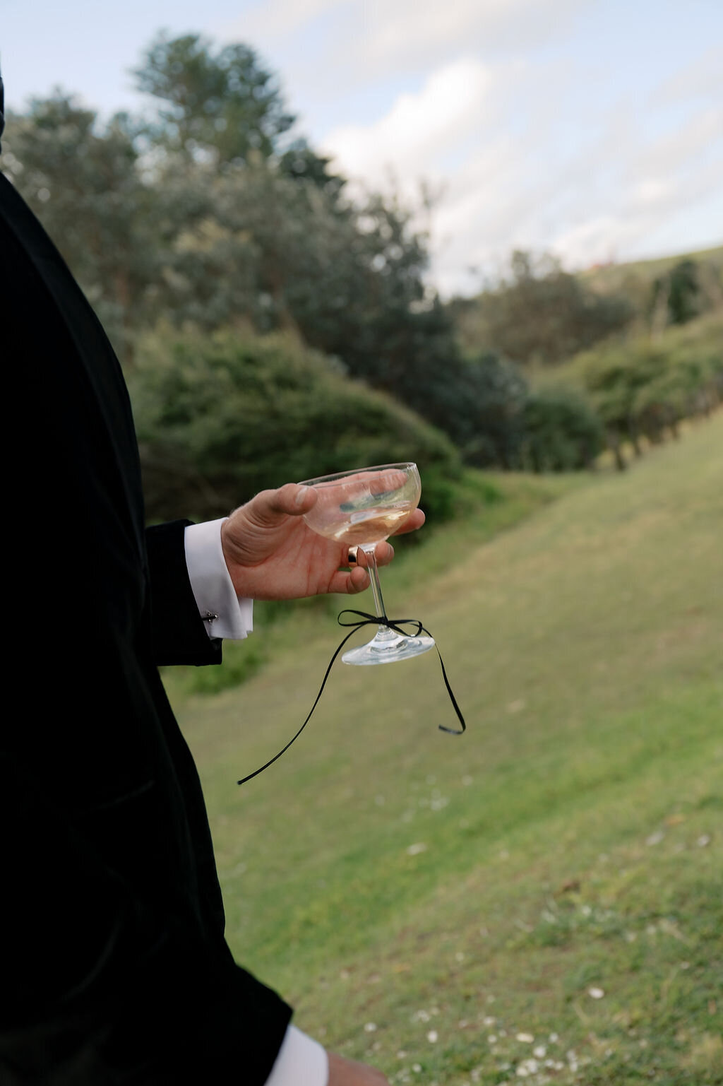 CocktailHour_PennyMatt_Australia_Wedding_CaitlinJoyce_Photo-25
