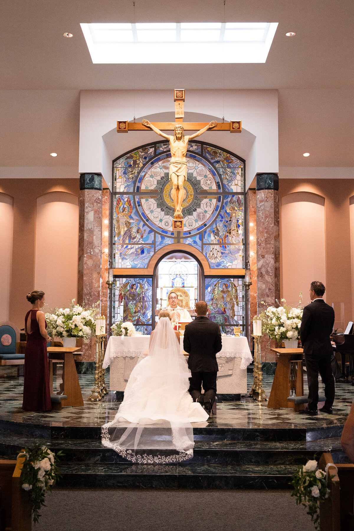 church-flowers-new-canaan-wedding-ct-enza-events