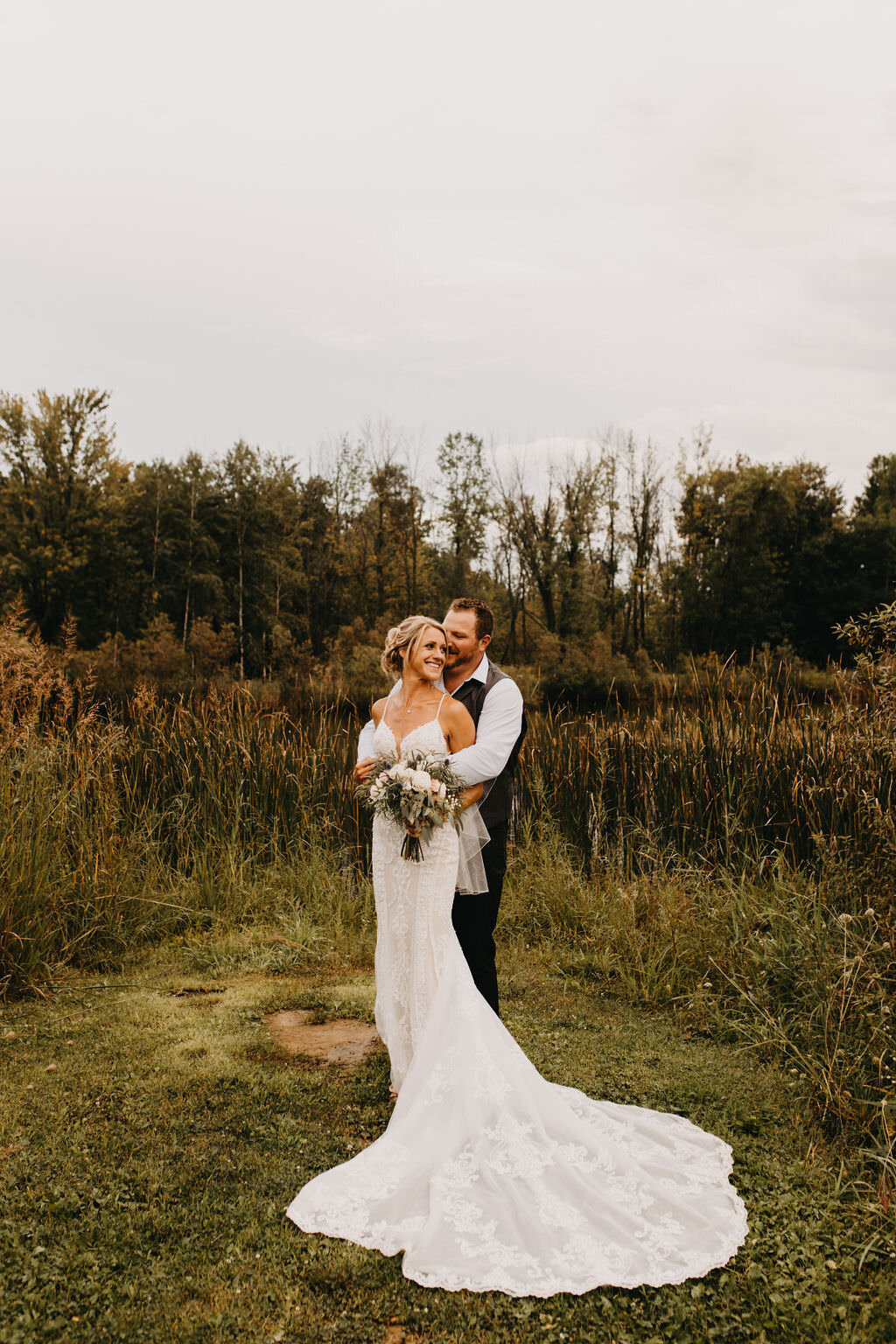 Plymouth Wisconsin Wedding Photographer   (13)