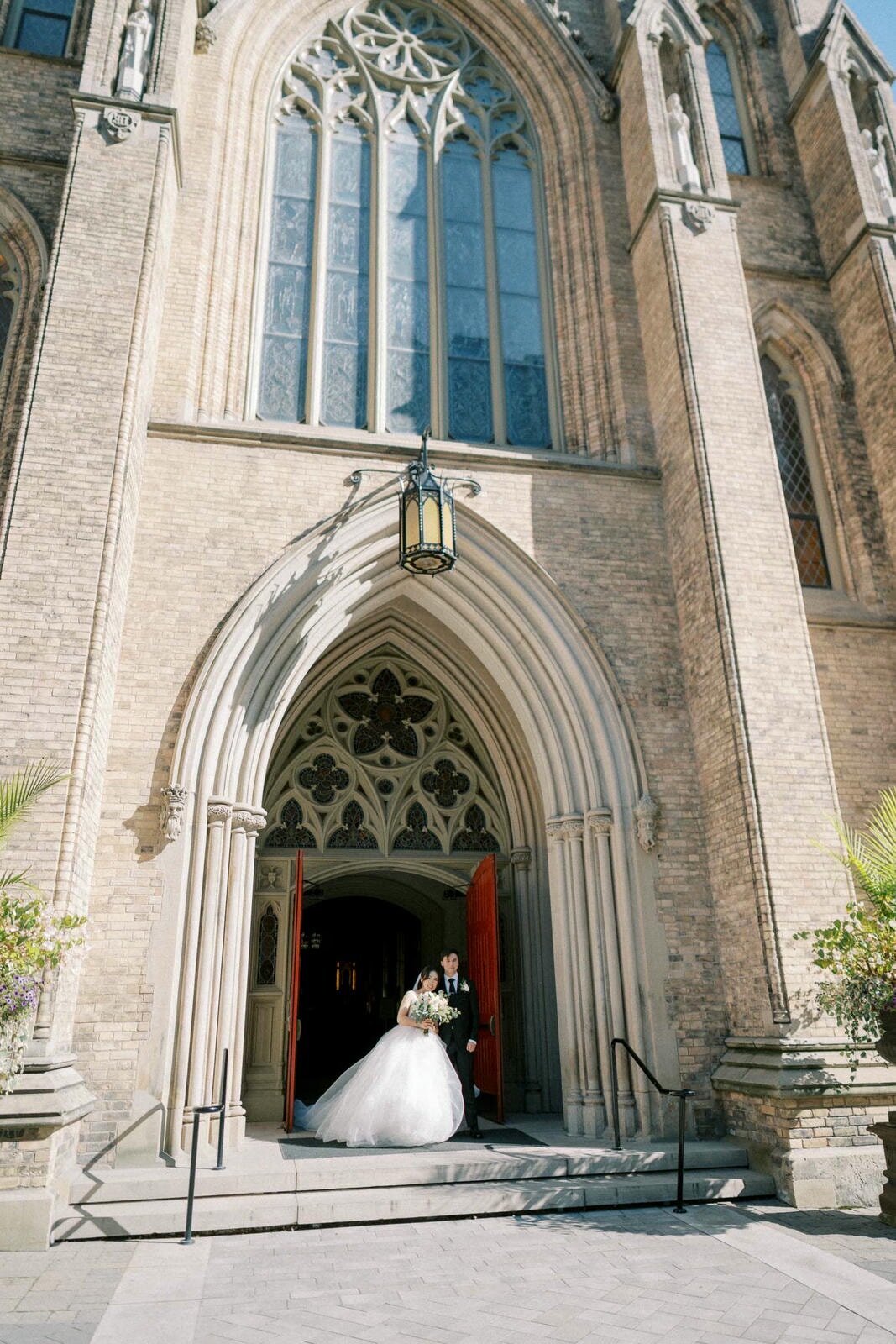 W10-Wedding-St-Michaels-Cathedral-Basilica-Jennifer-and-Anthony-2024-10-19-2500px-1134