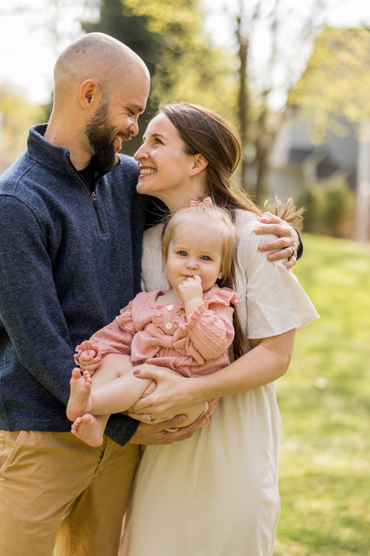 Chelmsford family photographer one year oudoor family photos and cake smash session