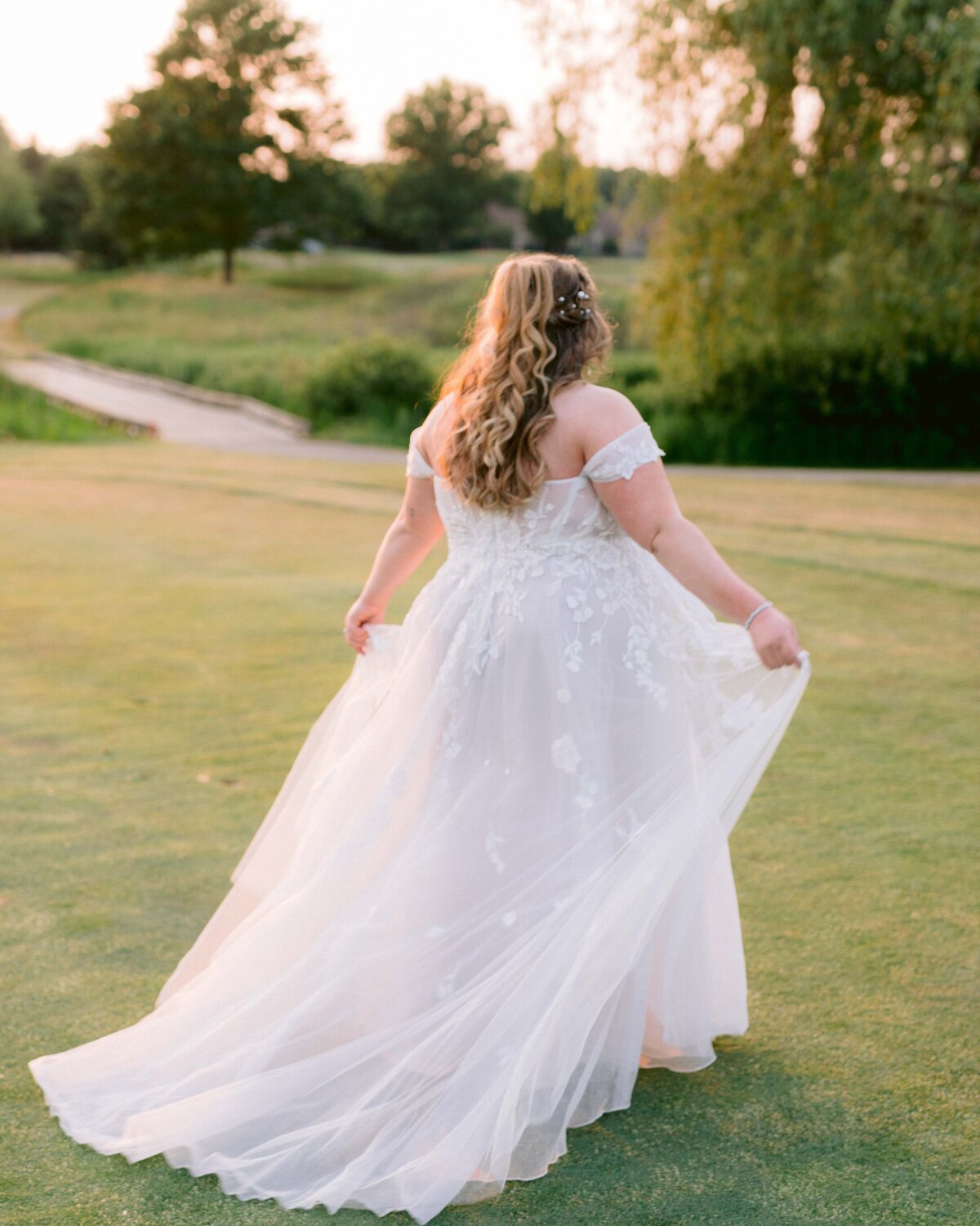 union_pavilion_railside_wedding_grand_rapids_04