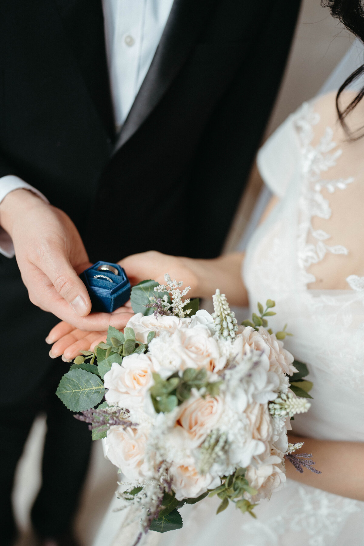 KimandAndrew_Wedding_SFCityHall-43