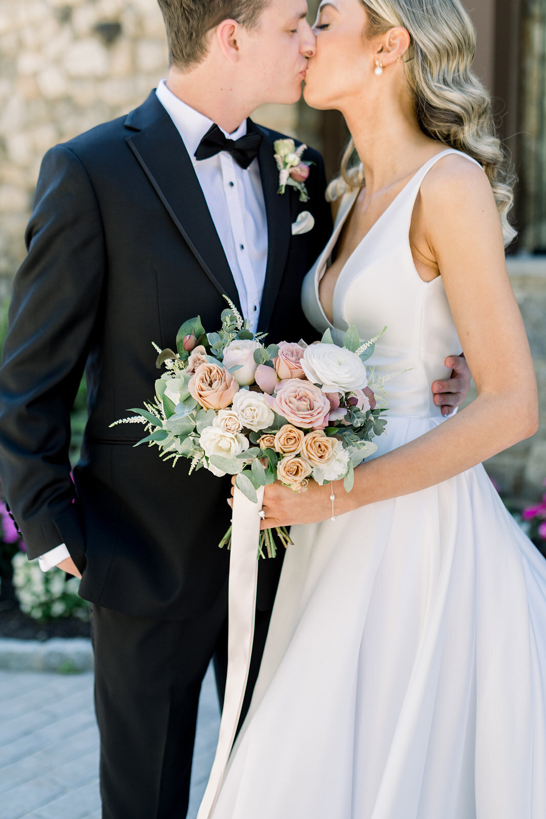 le-chateau-wedding-nicole-detone-photography_0015