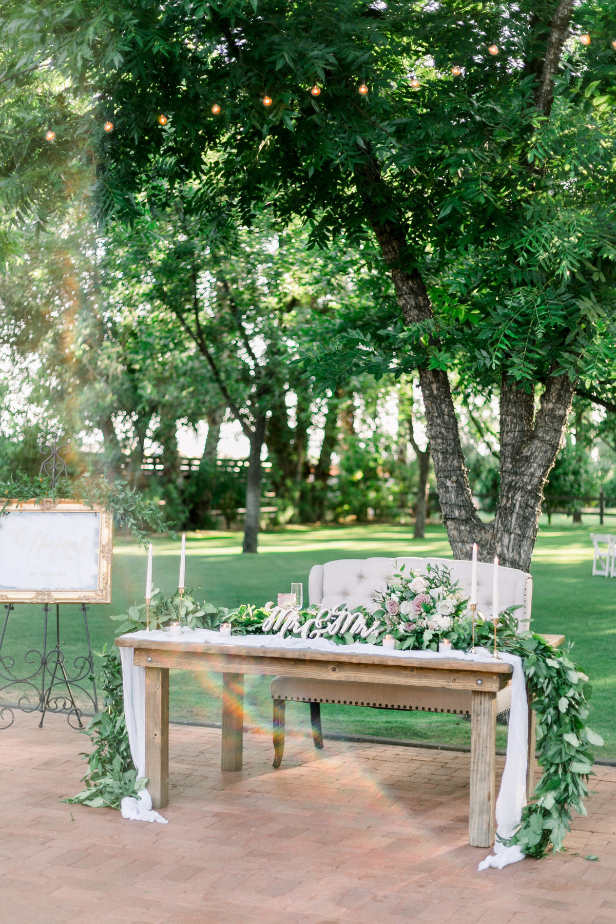Karlie Colleen Photography - Venue At The Grove - Arizona Wedding - Maggie & Grant -78