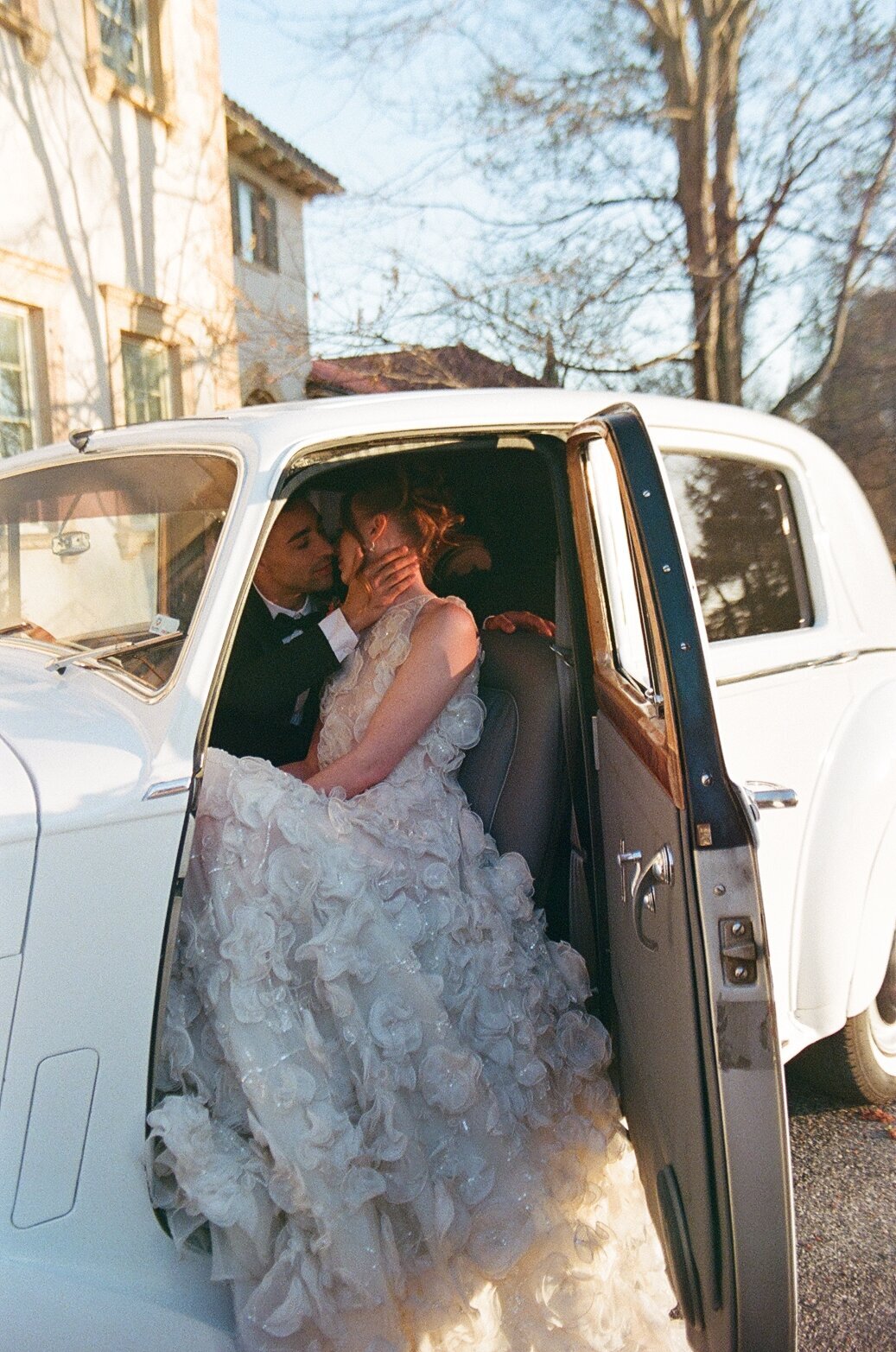 philbrook-museum-wedding-on-film (18)