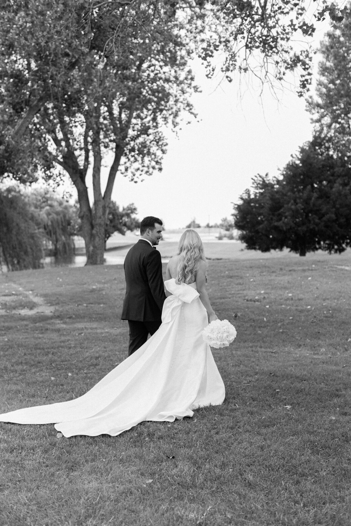 Madi-and-Chandler-Wedding-Day-Emily-Nicole-Photo-308