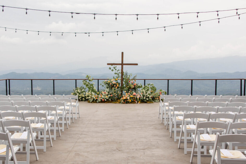 smoky-mountain-wedding-venue-the-trillium-tennessee-00028-1024x683