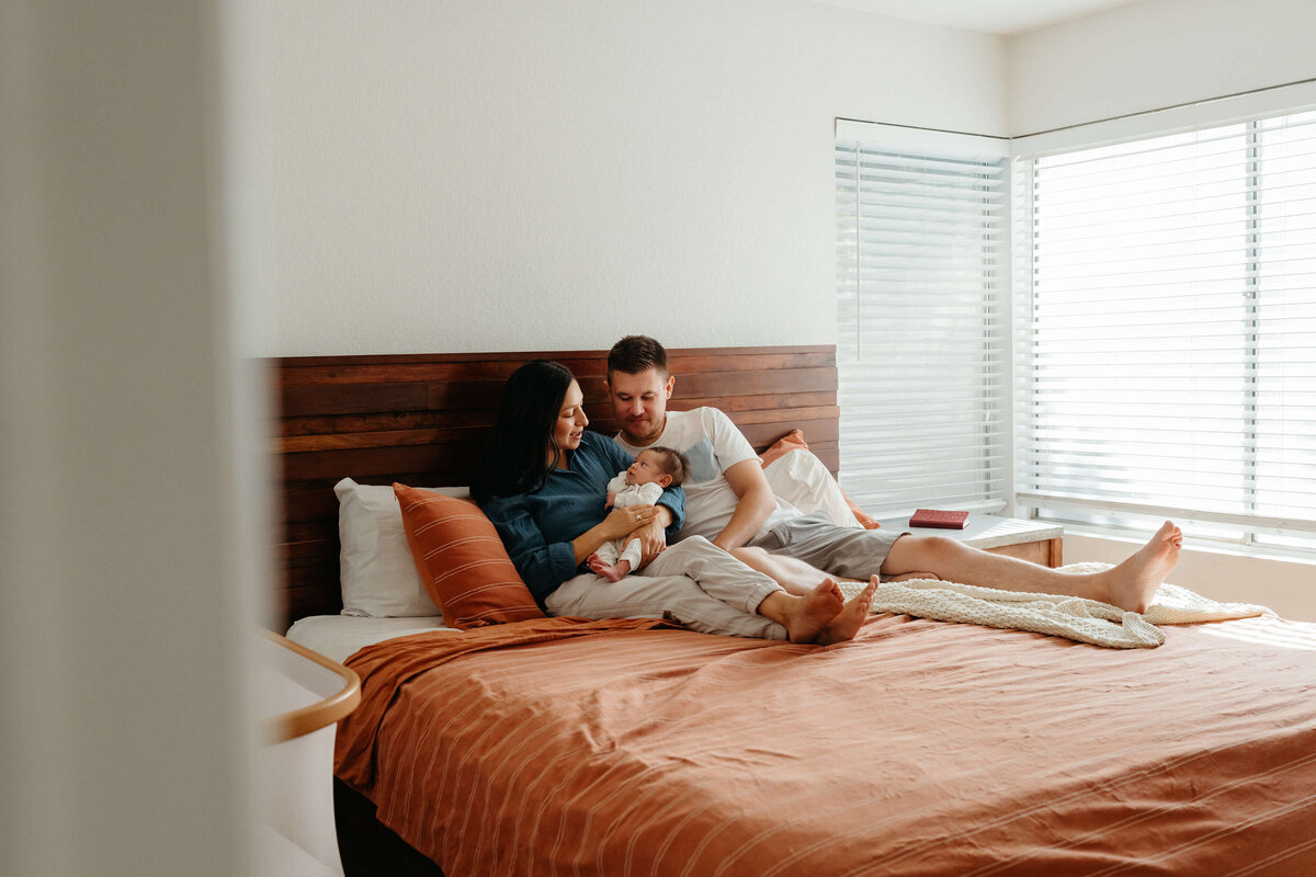 lifestyle-newborn-photographer-henderson