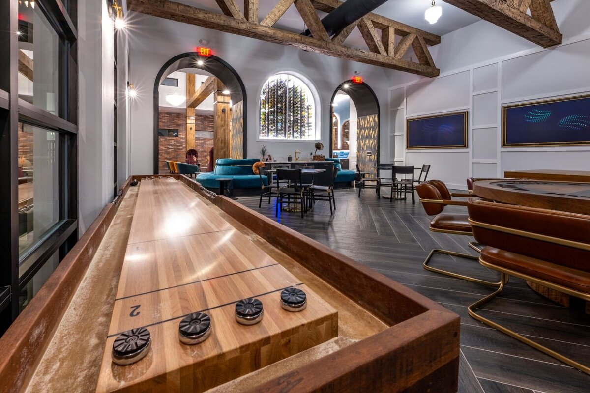 GAME ROOM_6_alibi-c2dg-0083_WEB