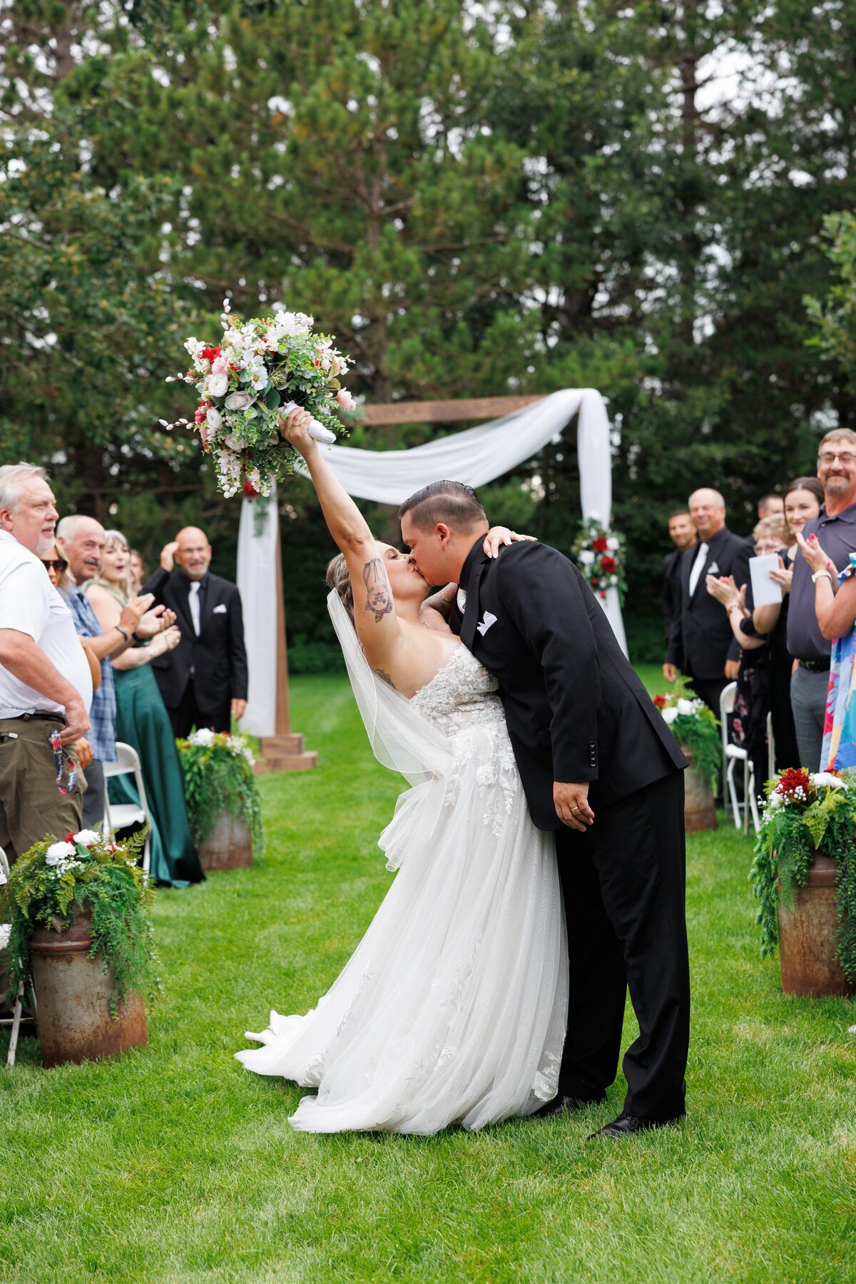 1064-Shanda-Matt-Wedding-Photographer-St-Cloud-Brainerd-MN-MindiJenningsPhotography