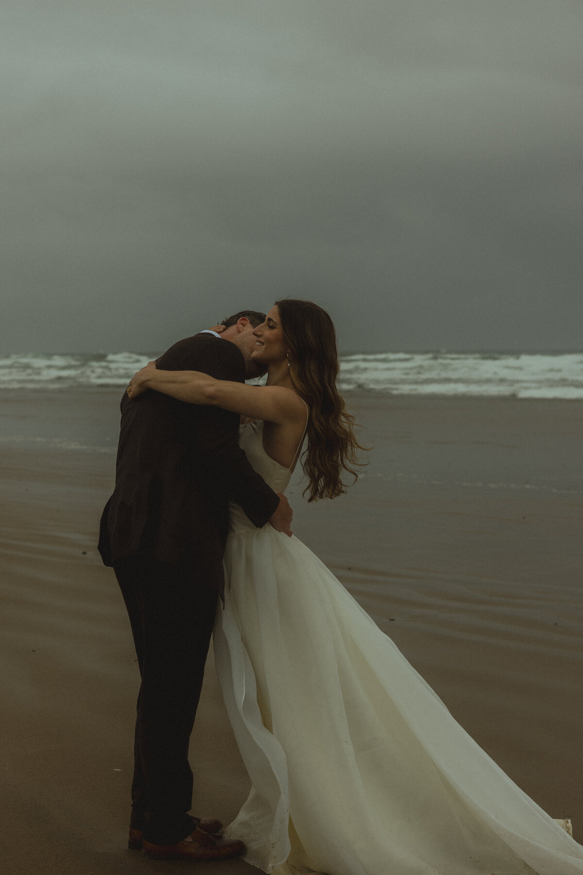 CannonBeachCouple-27