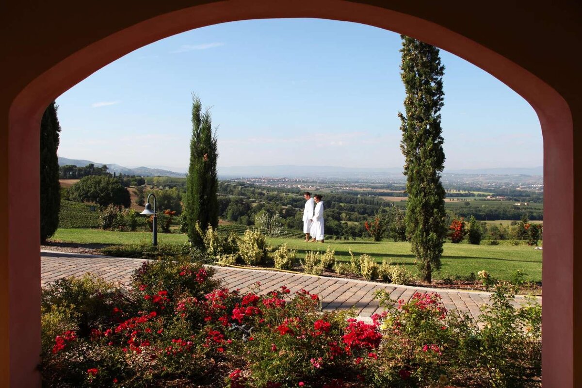 Waterstone - Borgobrufa Spa Resort - Brufa di Torgiano - Luxury Boutique Hotel - Borgobrufa SPA Resort - Presentation 2024_compressed