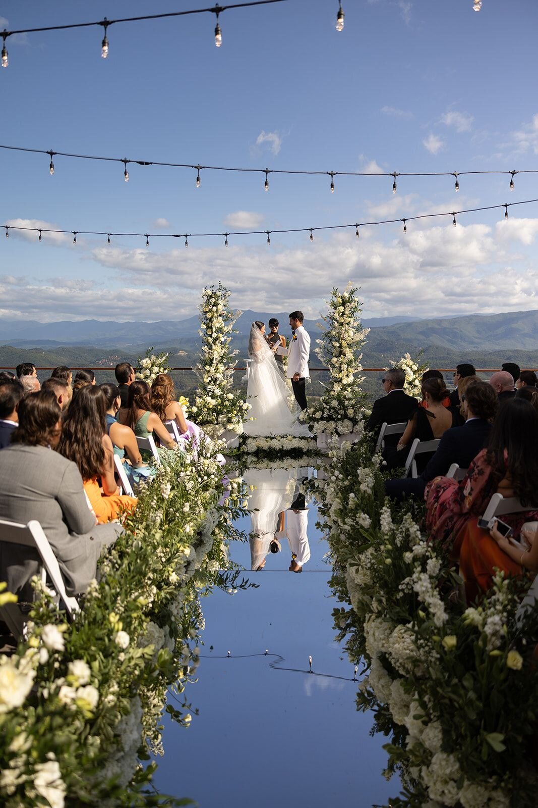 destination-wedding-venues-smoky-mountains-tennessee-526