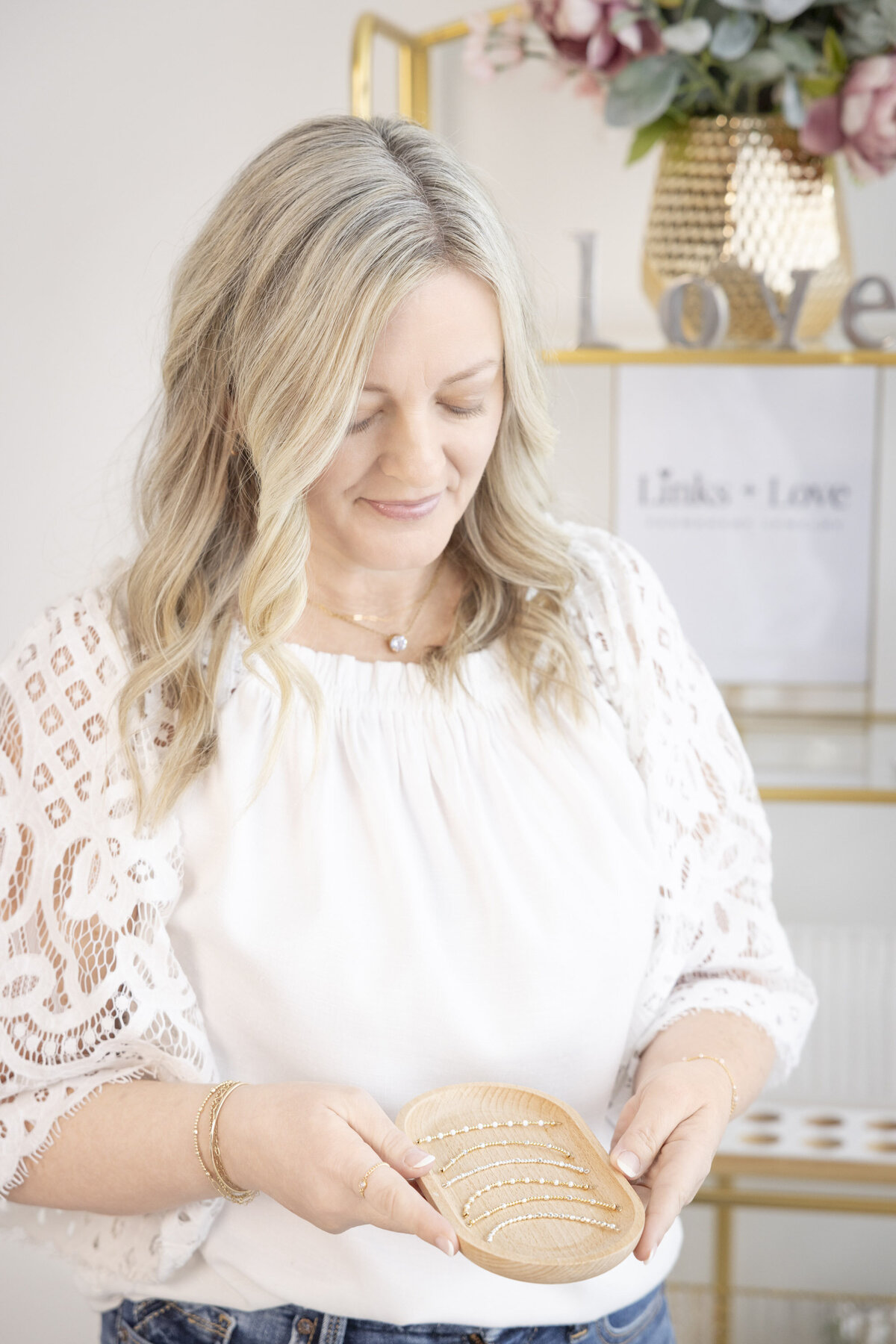 Links-and-love-cincinnati-personal-branding-Jennifer Blackburn-your-brand-compass-4804