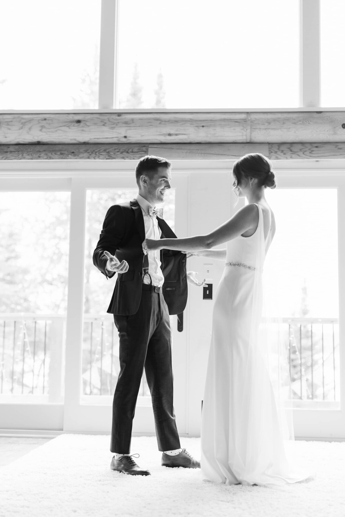 Colorado-Wedding-Photographer-Mountain-Couple-Wildflower-Weddings-21