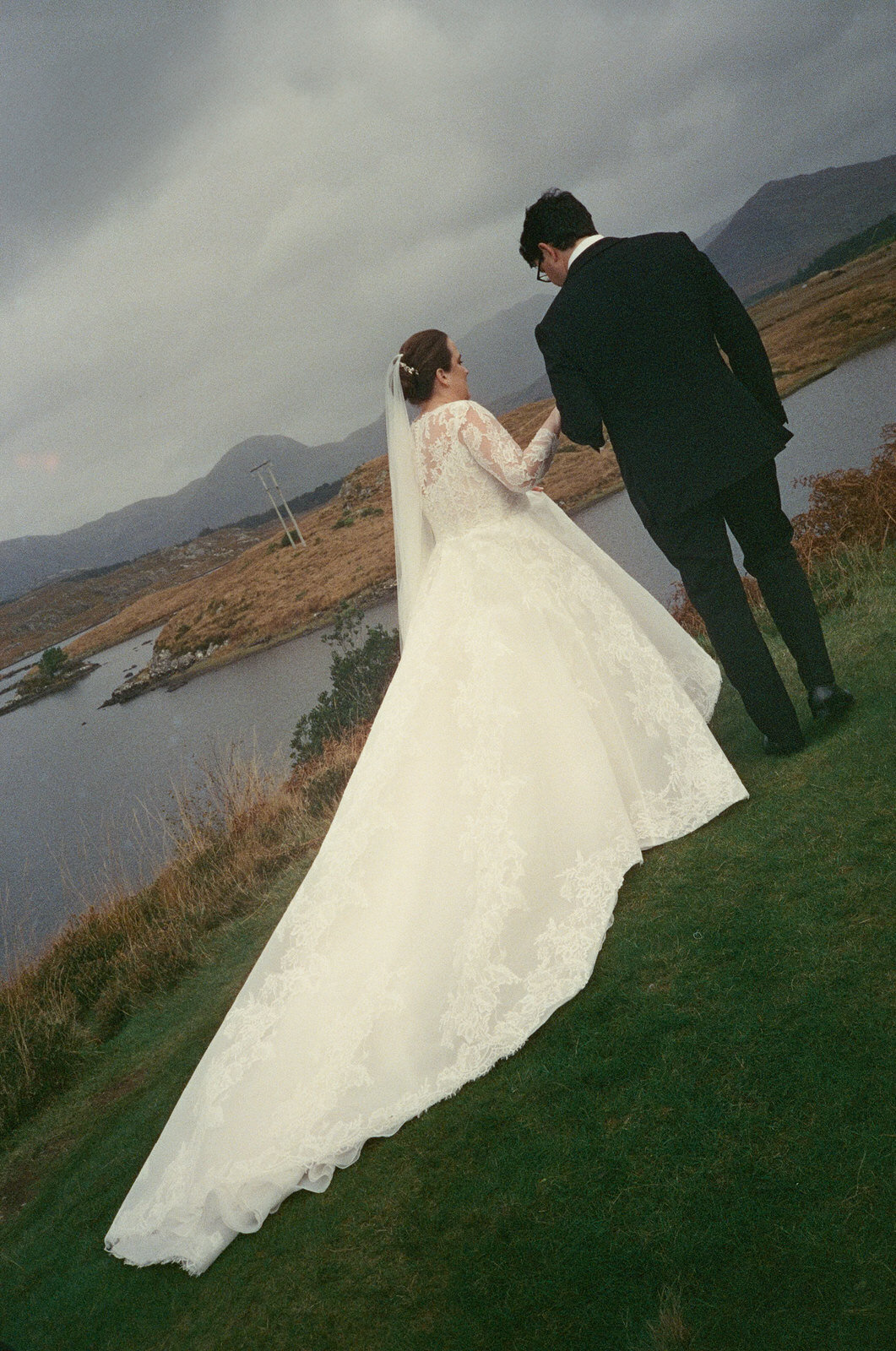 film-wedding-photographer-ireland-35mm-luxury (98)