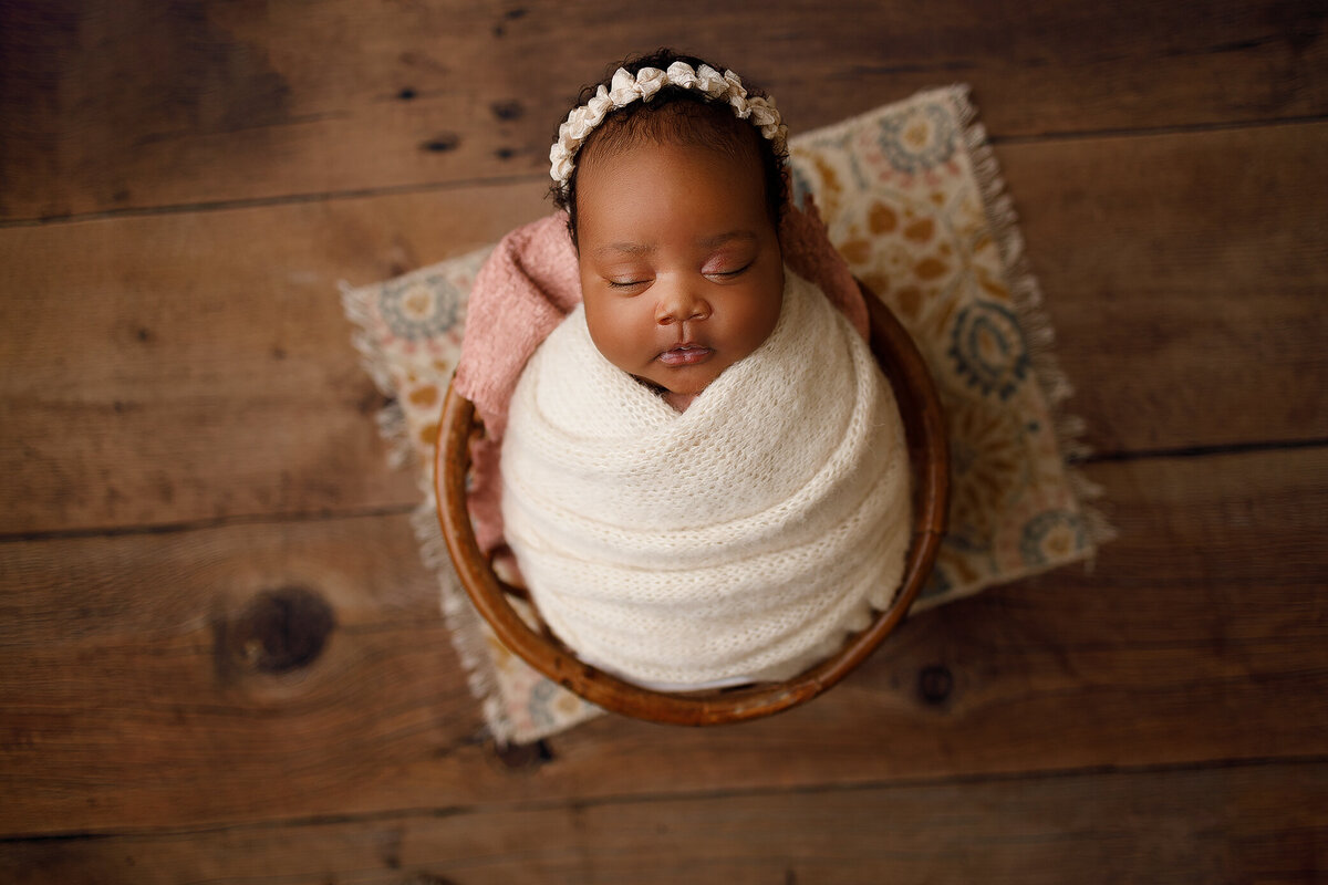 McDonough newborn photographer, Atlanta Newborn Photographer, Fayetteville newborn Photographer, Peachtree city newborn photographer, Hampton ga newborn photographer, marietta ga newborn photographer