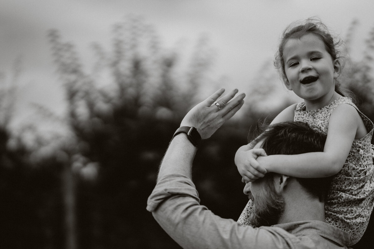 family photoshoot outdoors
