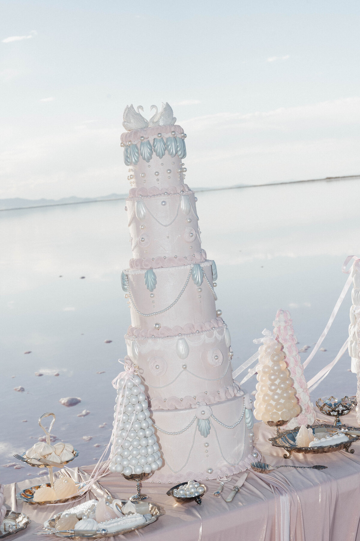 Pink-lake-utah-wedding-photoshoot-amari-marie-00787