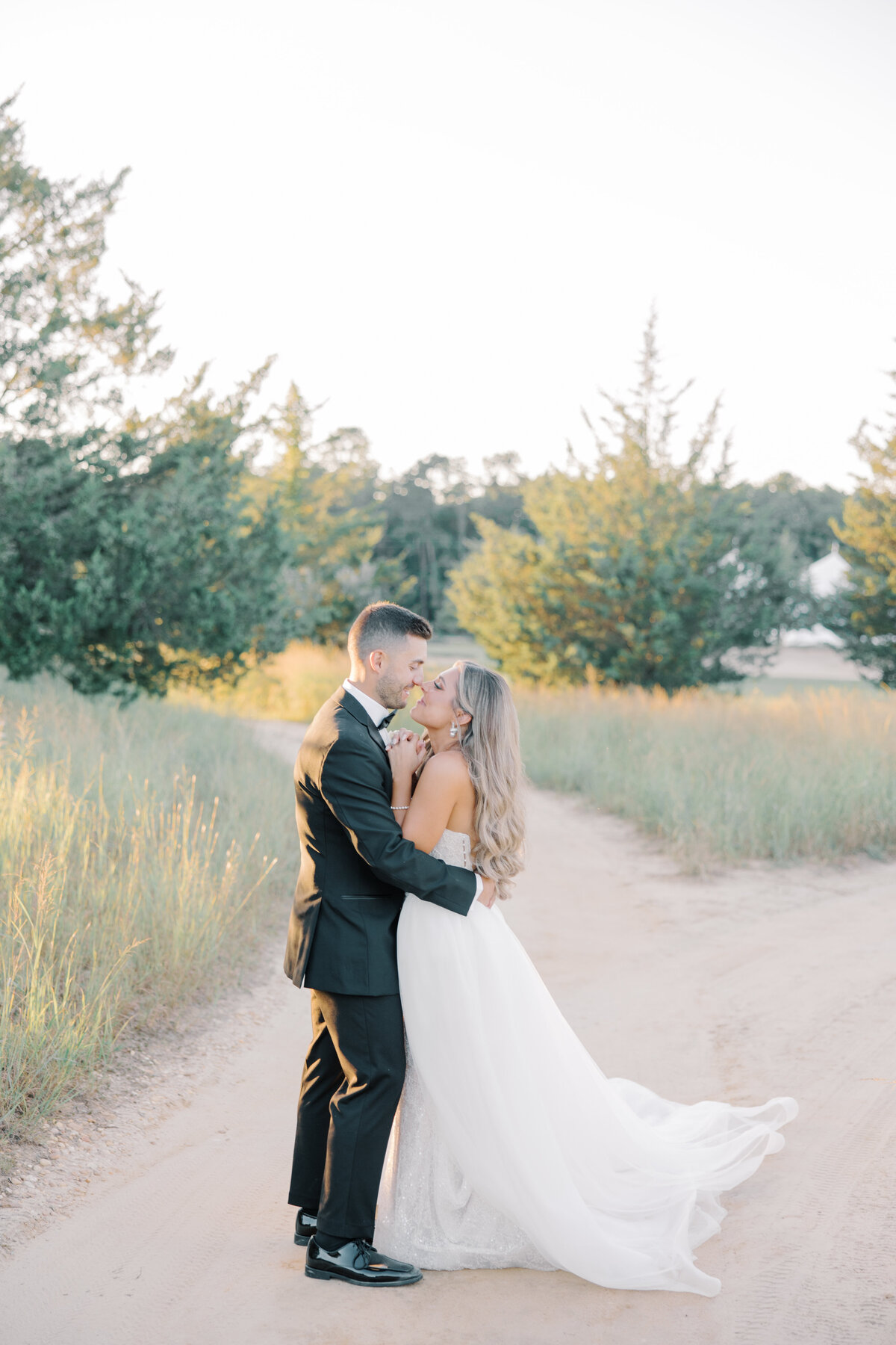 Molly Sue Photography New Jersey East Coast Wedding Engagement Portrait Photographer Light Airy Timeless Fine Art19