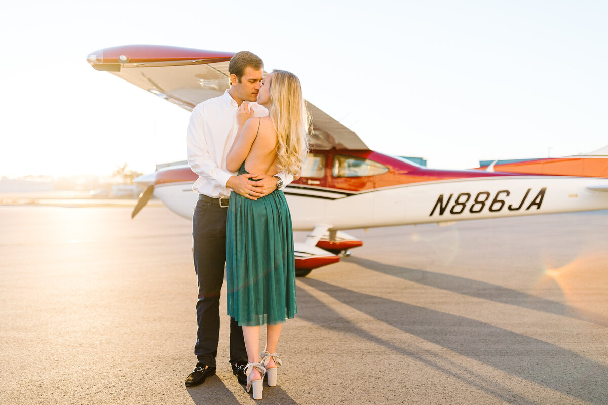88 Naples-florida-engagement-session-destination-wedding-airplane-the-ritz-carlton