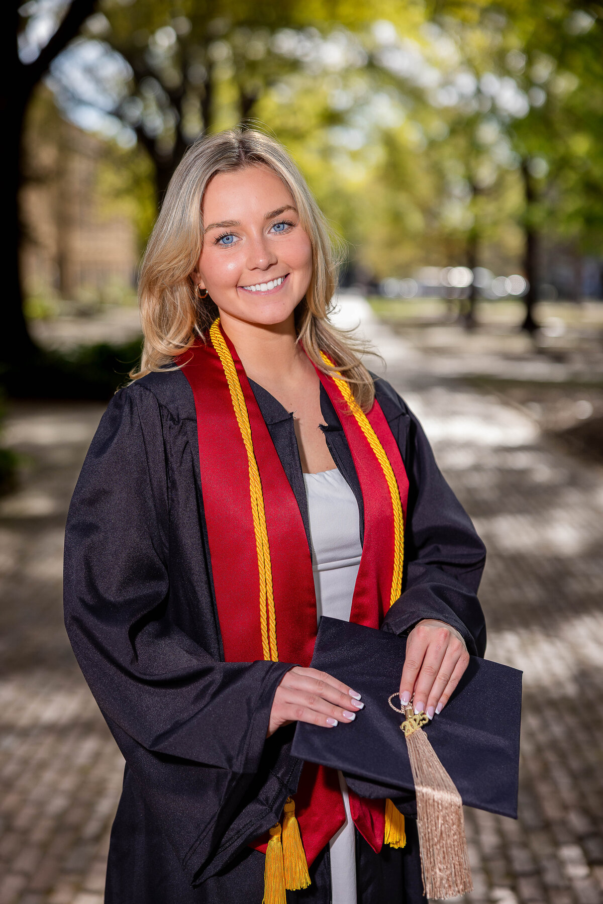 Kaitlin W-8452 Horseshoe senior pictures USC