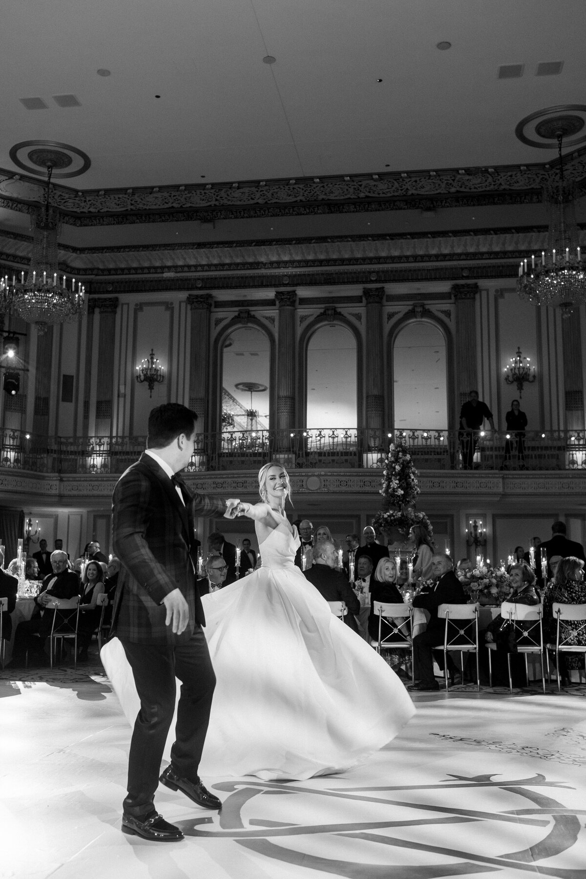 chicago-luxury-winter-wedding-at-old-st-pats-104