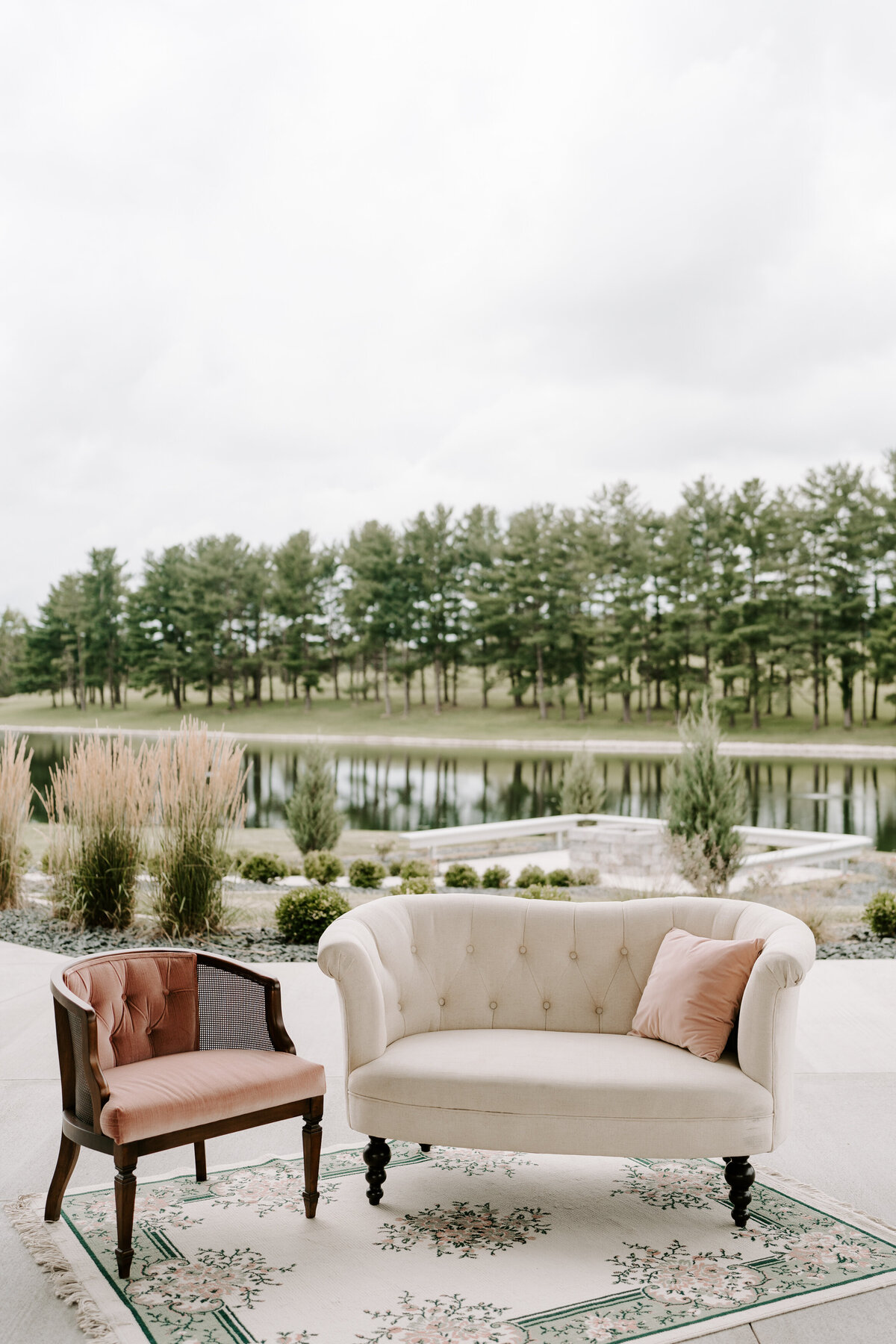 kraber-the-gathering-grounds-iowa-wedding-7
