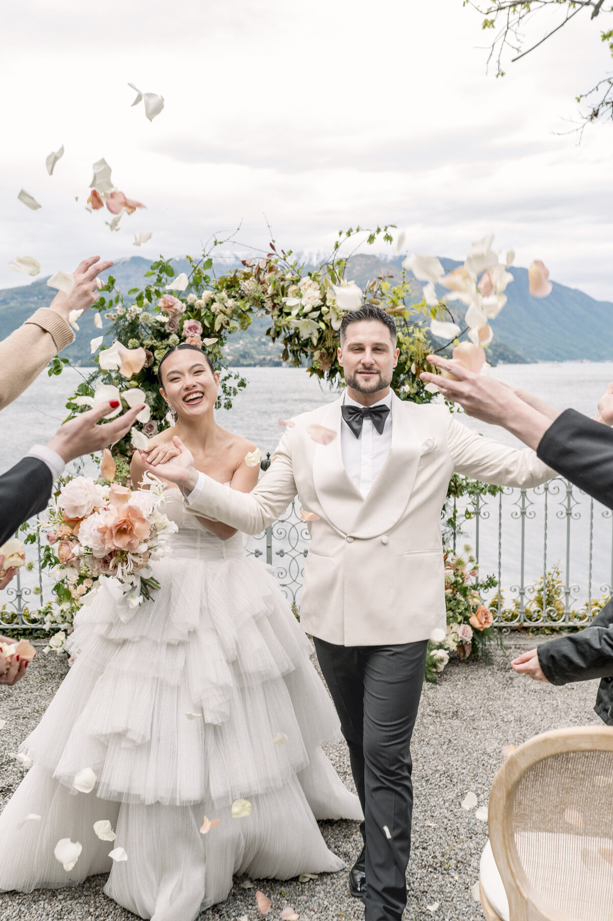 Dimos Bablis Studio Luxury Wedding Photographers Greece and Italy Santorini Wedding Villa Cipressi pastel  _070