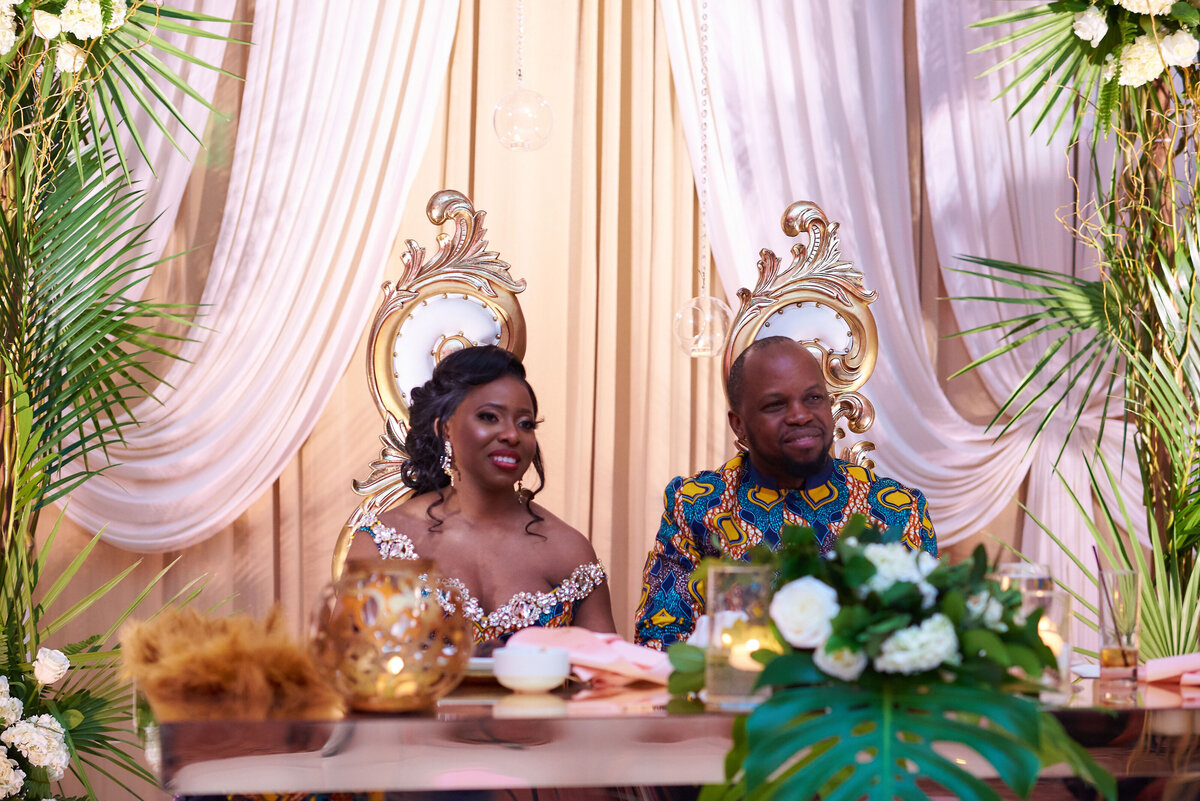Beautiful-Wedding-Headtable-BelissimaEvents