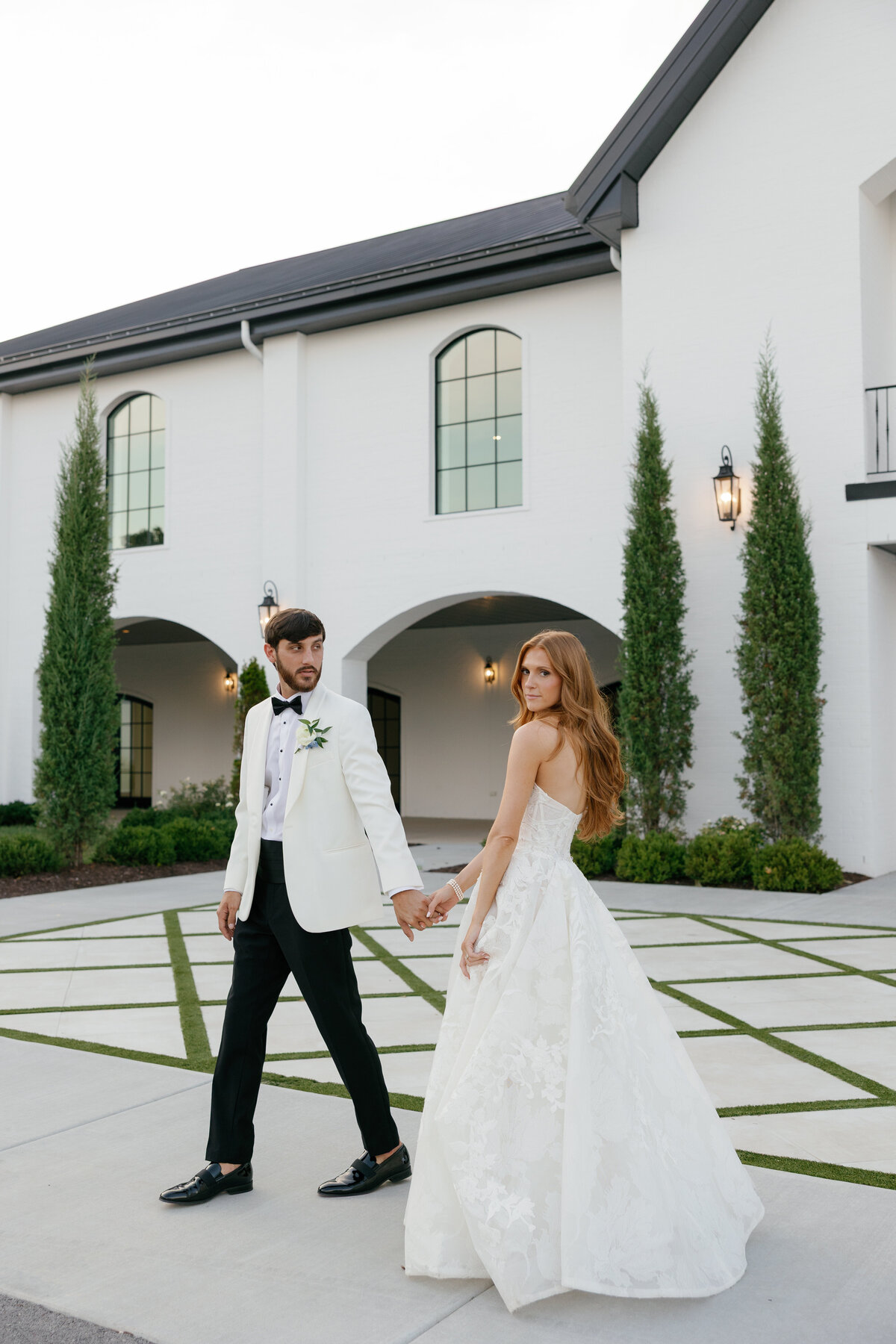 alyssasimpson-grand-willow-springs-pugh-sneaks-86